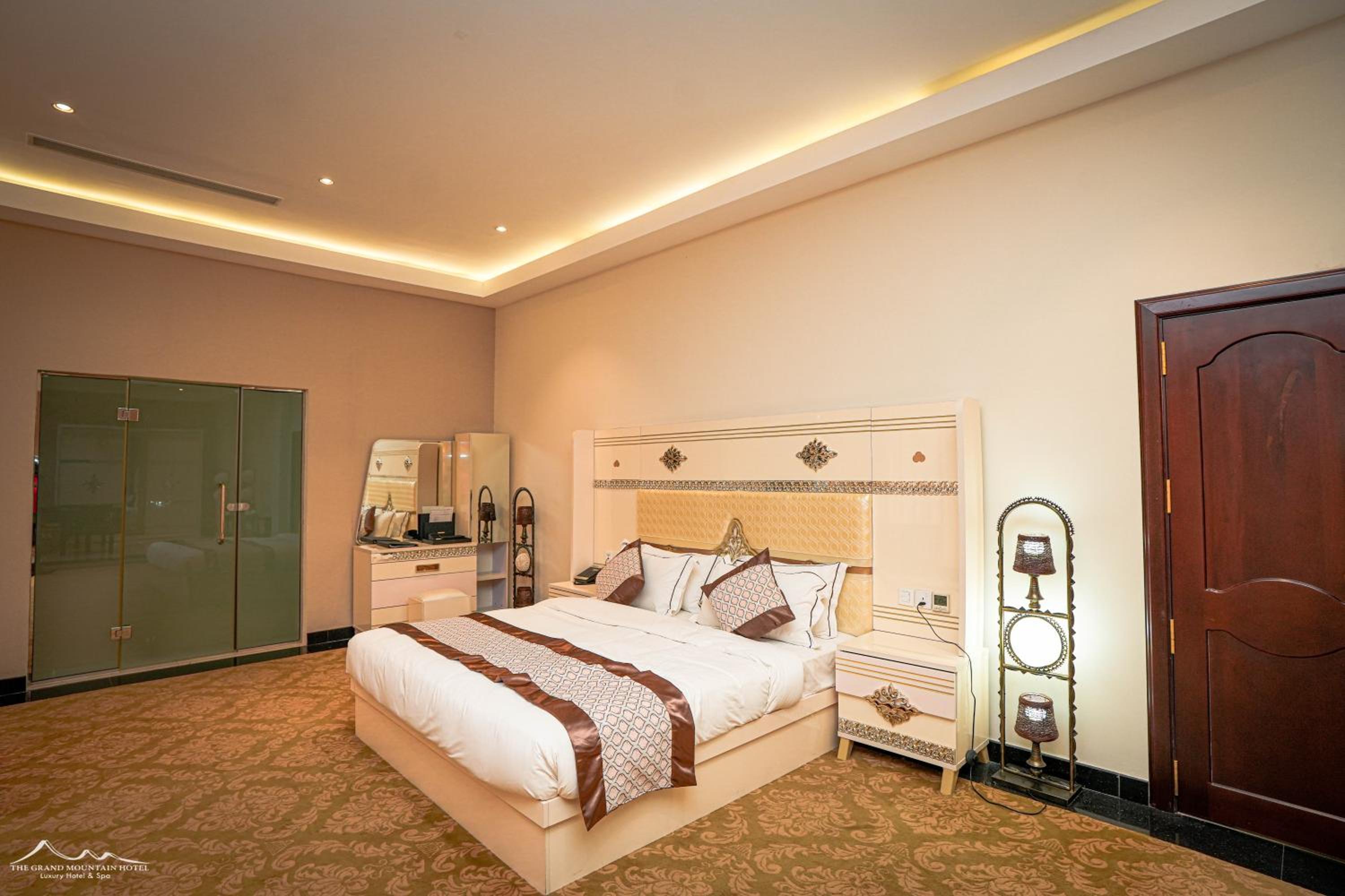 Presidential Suite