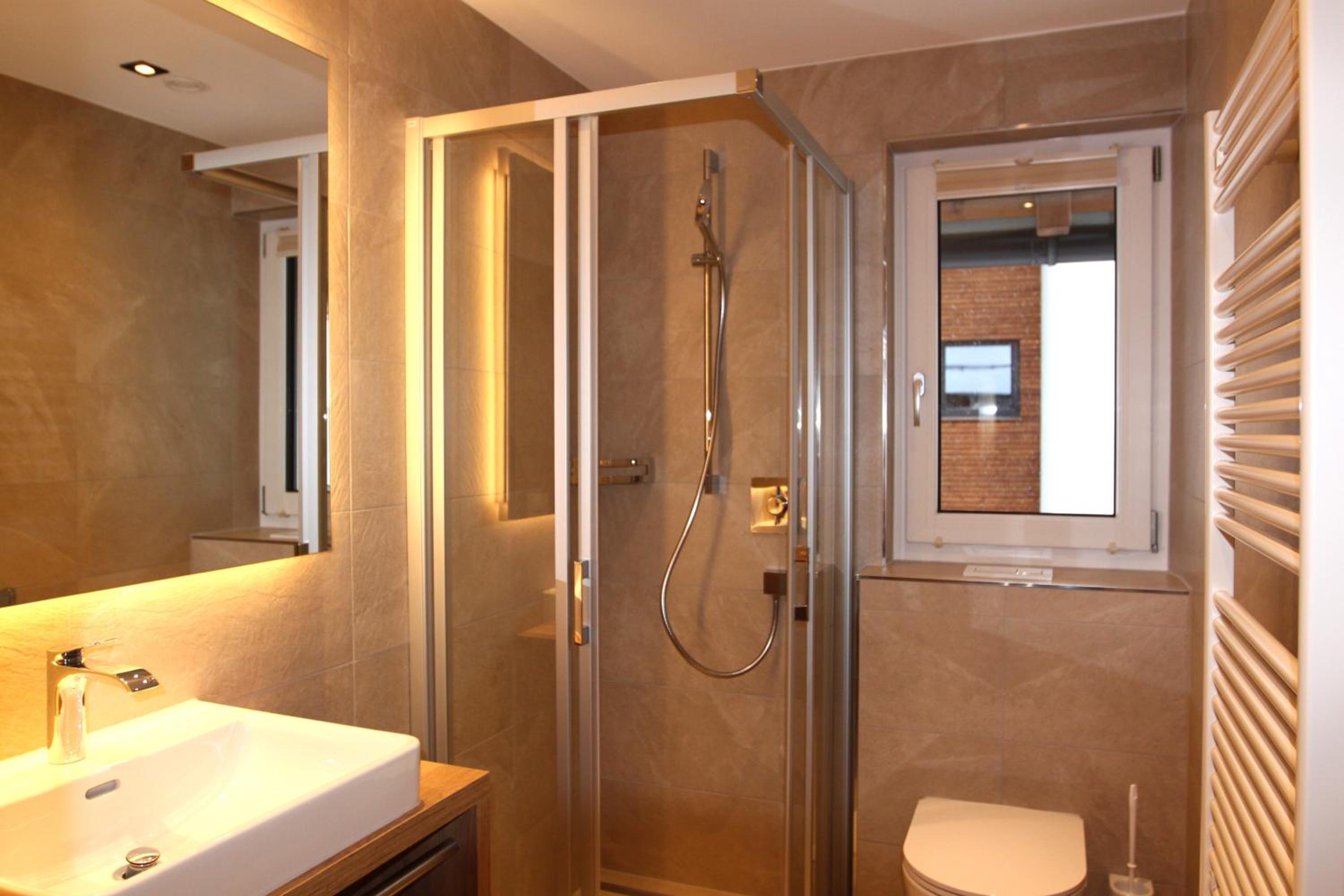 One-Bedroom Apartment with Balcony photo 3
