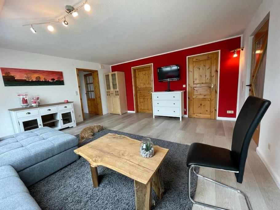 Three-Bedroom Apartment photo 1