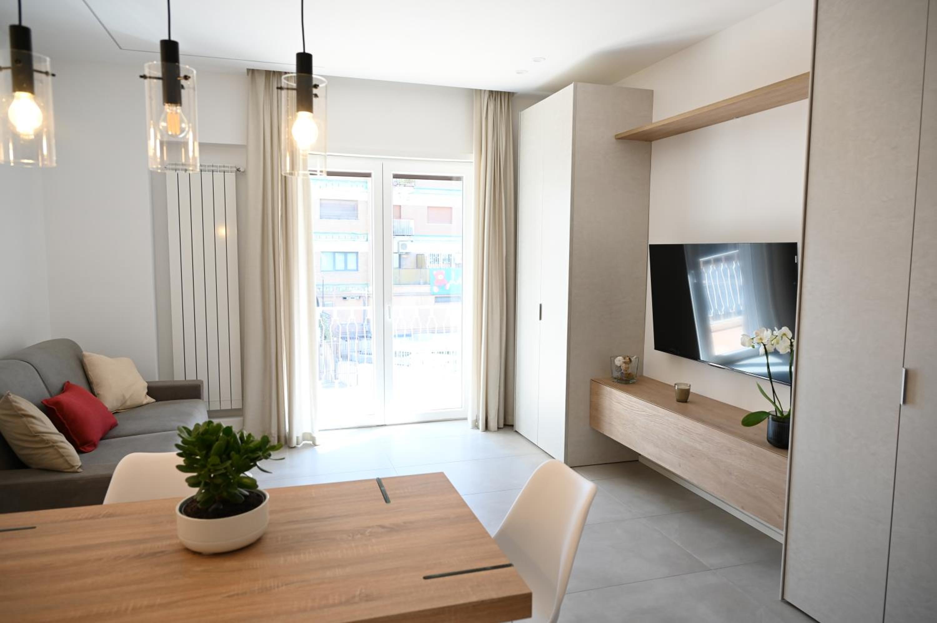 One-Bedroom Apartment