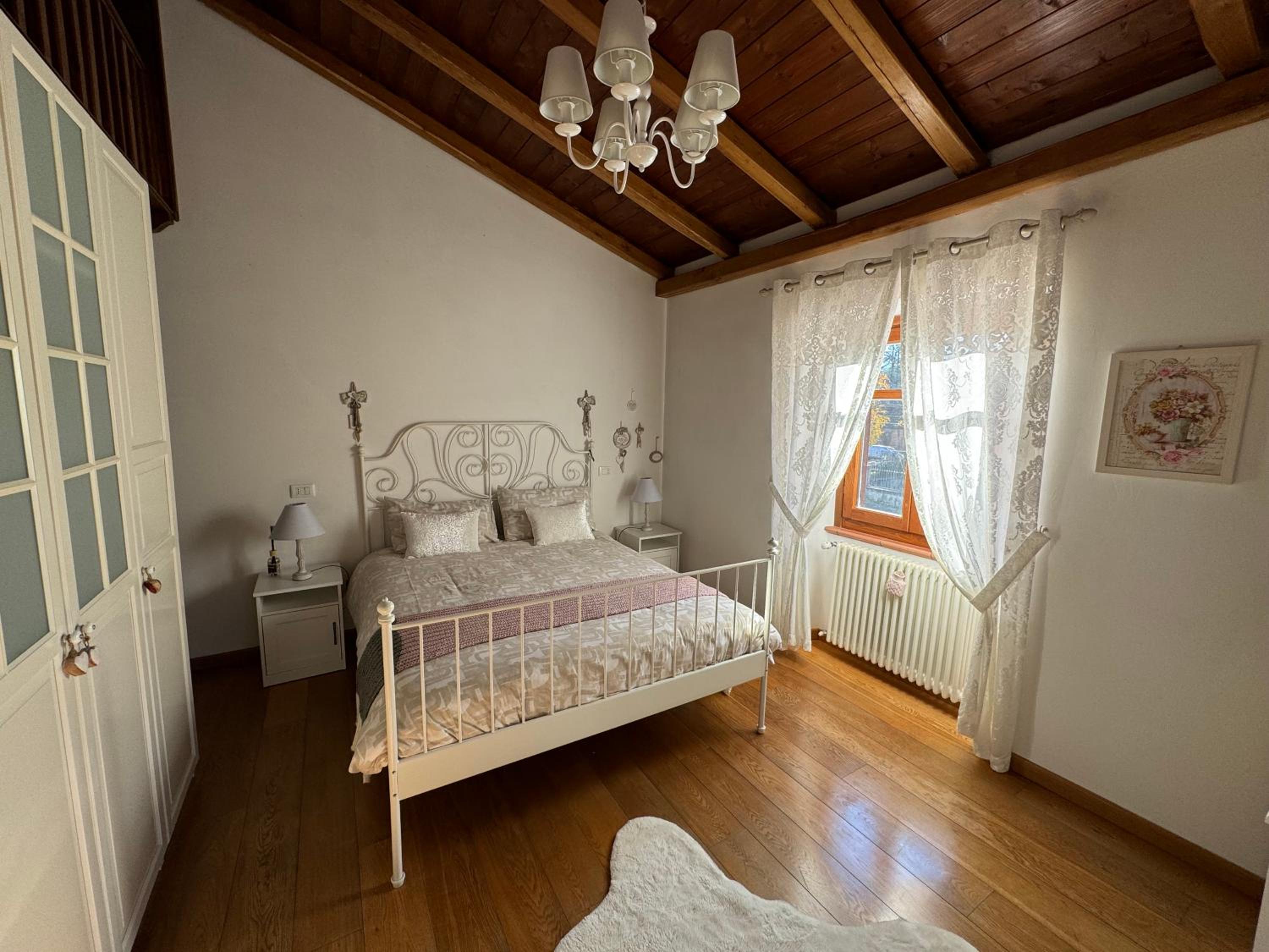 Queen Room with Spa Bath photo 3