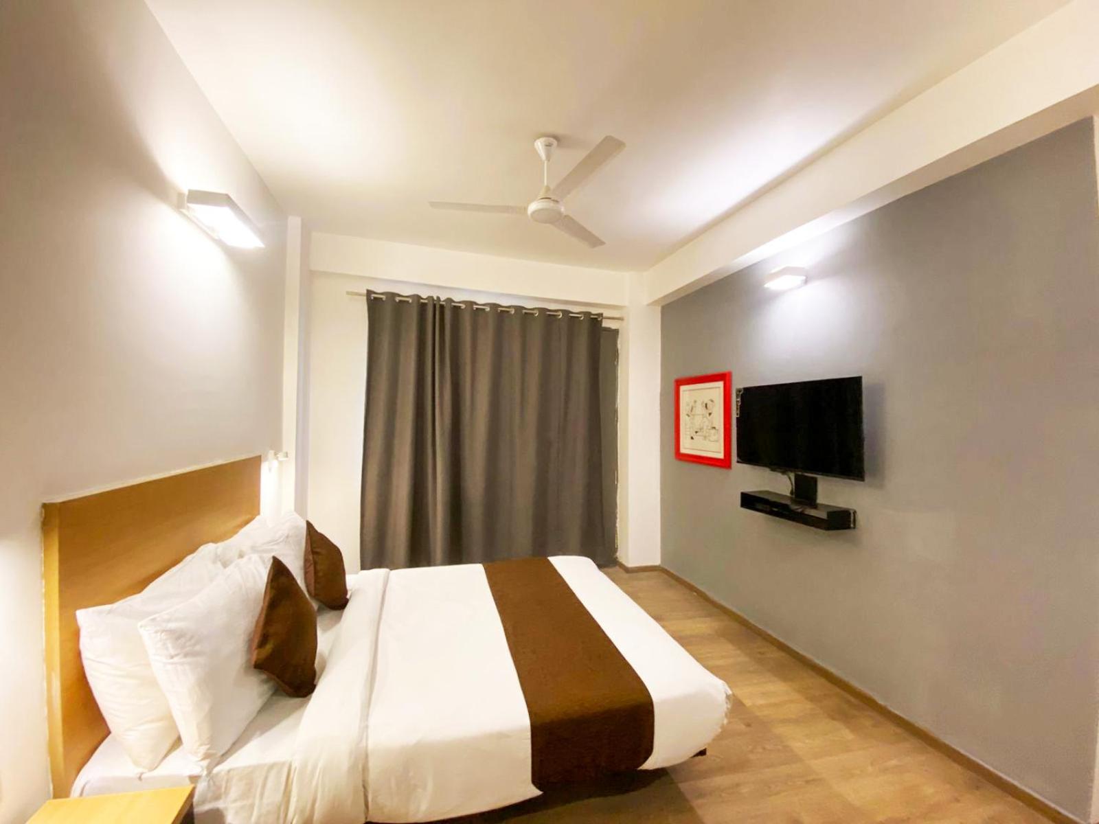 Superior King Room photo 1