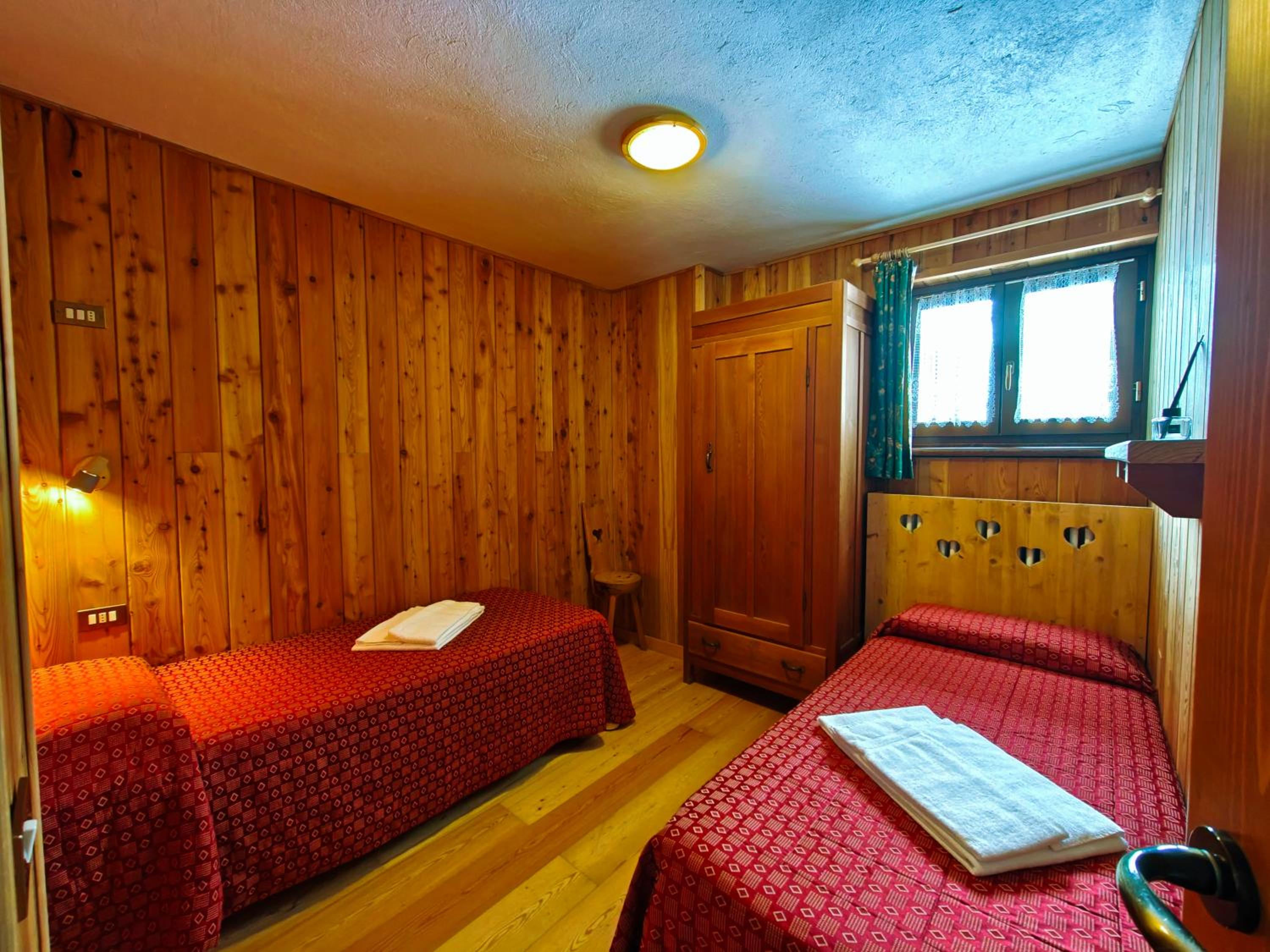 Two-Bedroom Villa - Photo 12