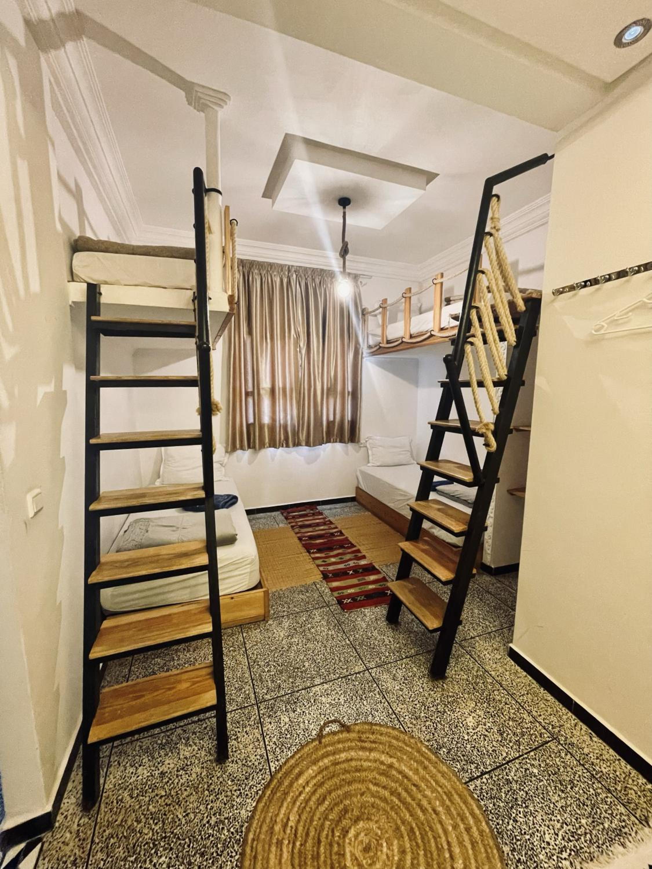 4-Bed Mixed Dormitory Room photo 2