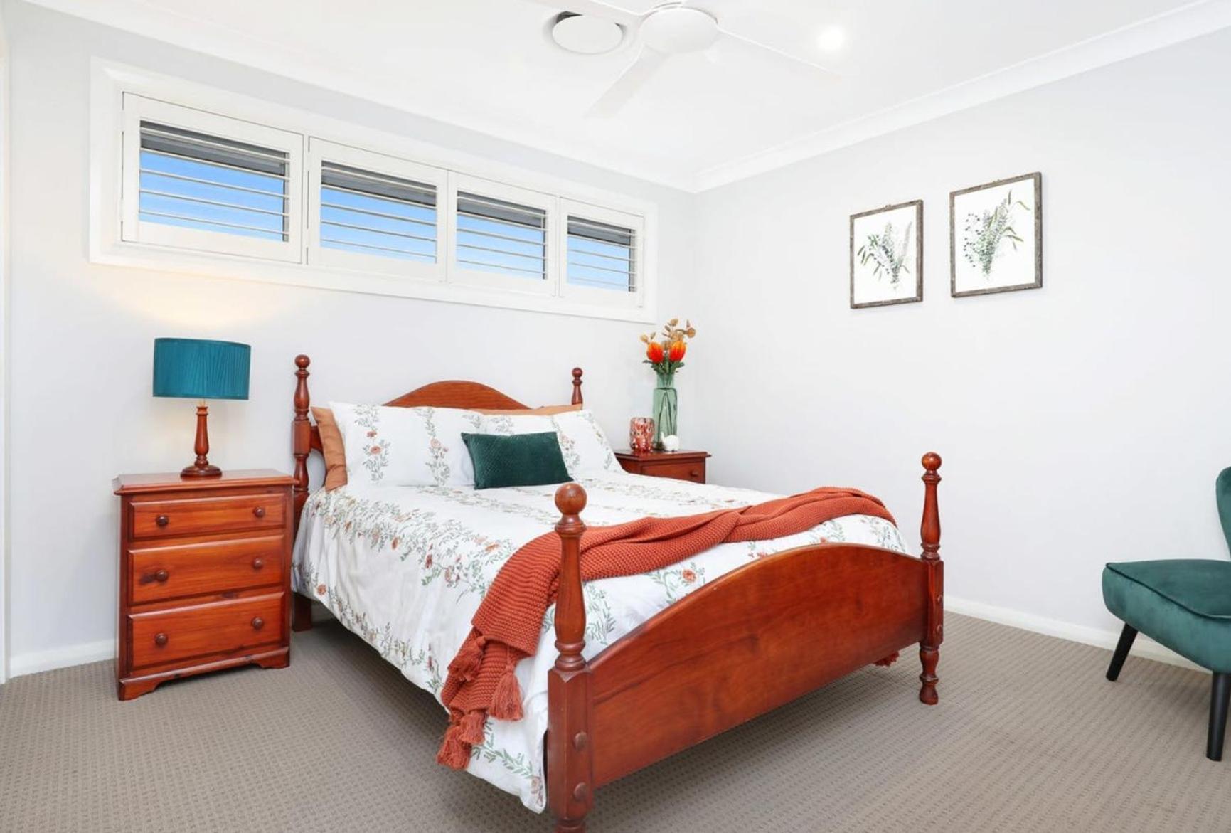 Four-Bedroom House photo 3