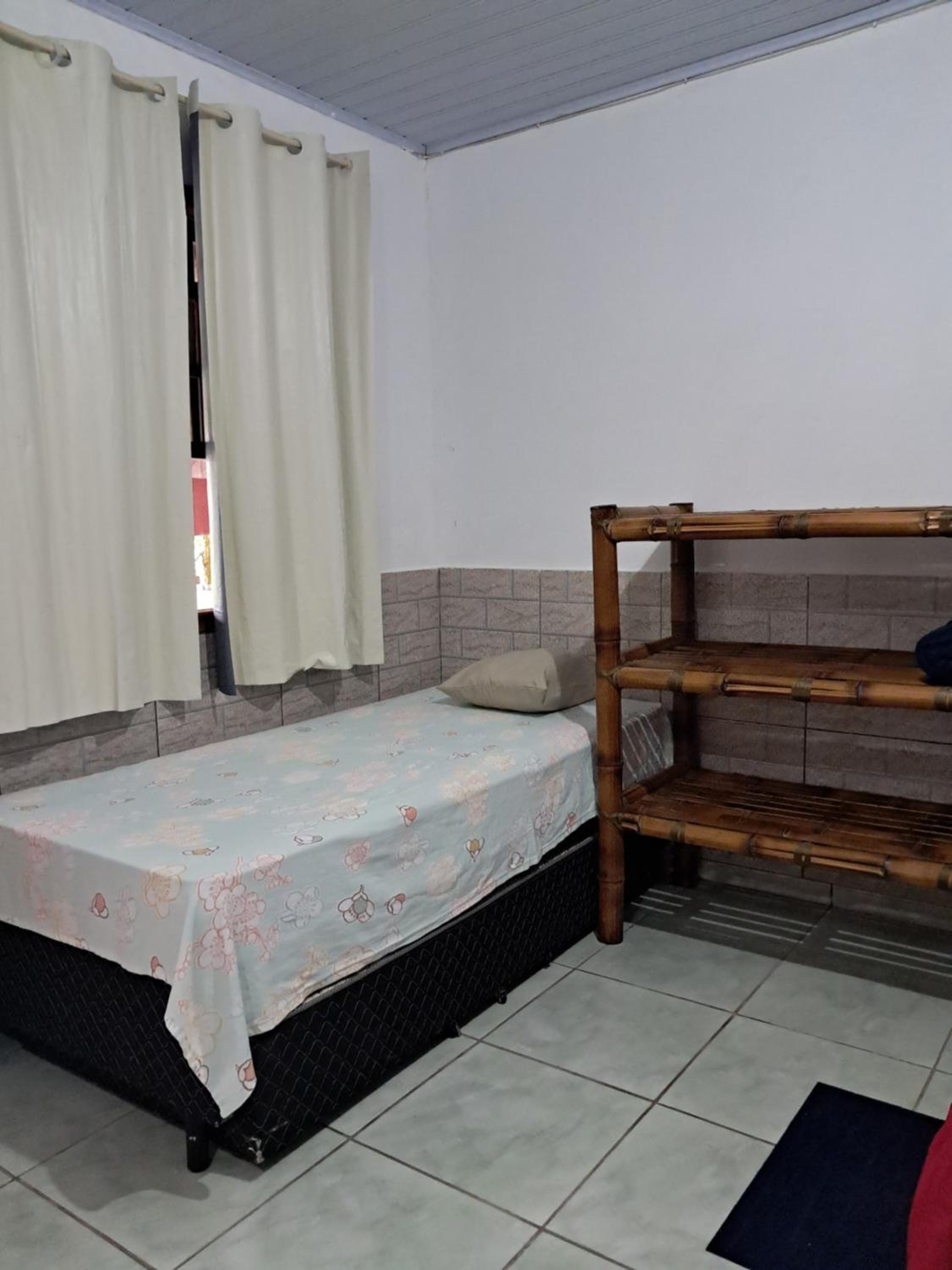 One-Bedroom House photo 1