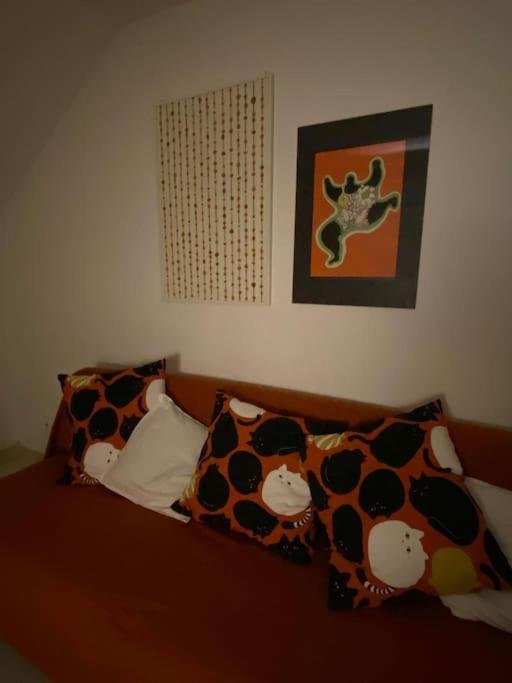 Two-Bedroom House photo 2