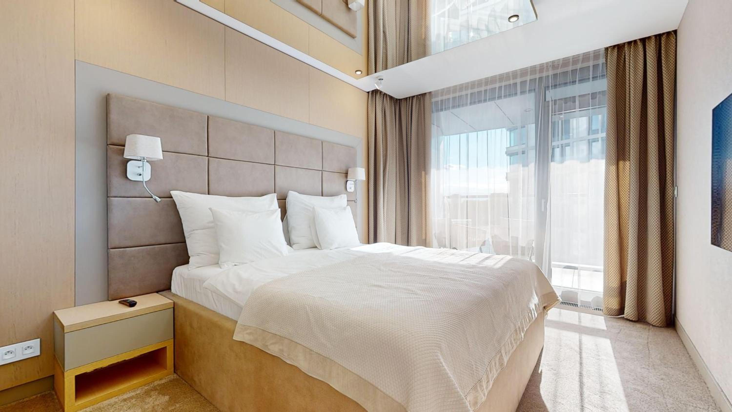 One-Bedroom Apartment with River View - Photo 7