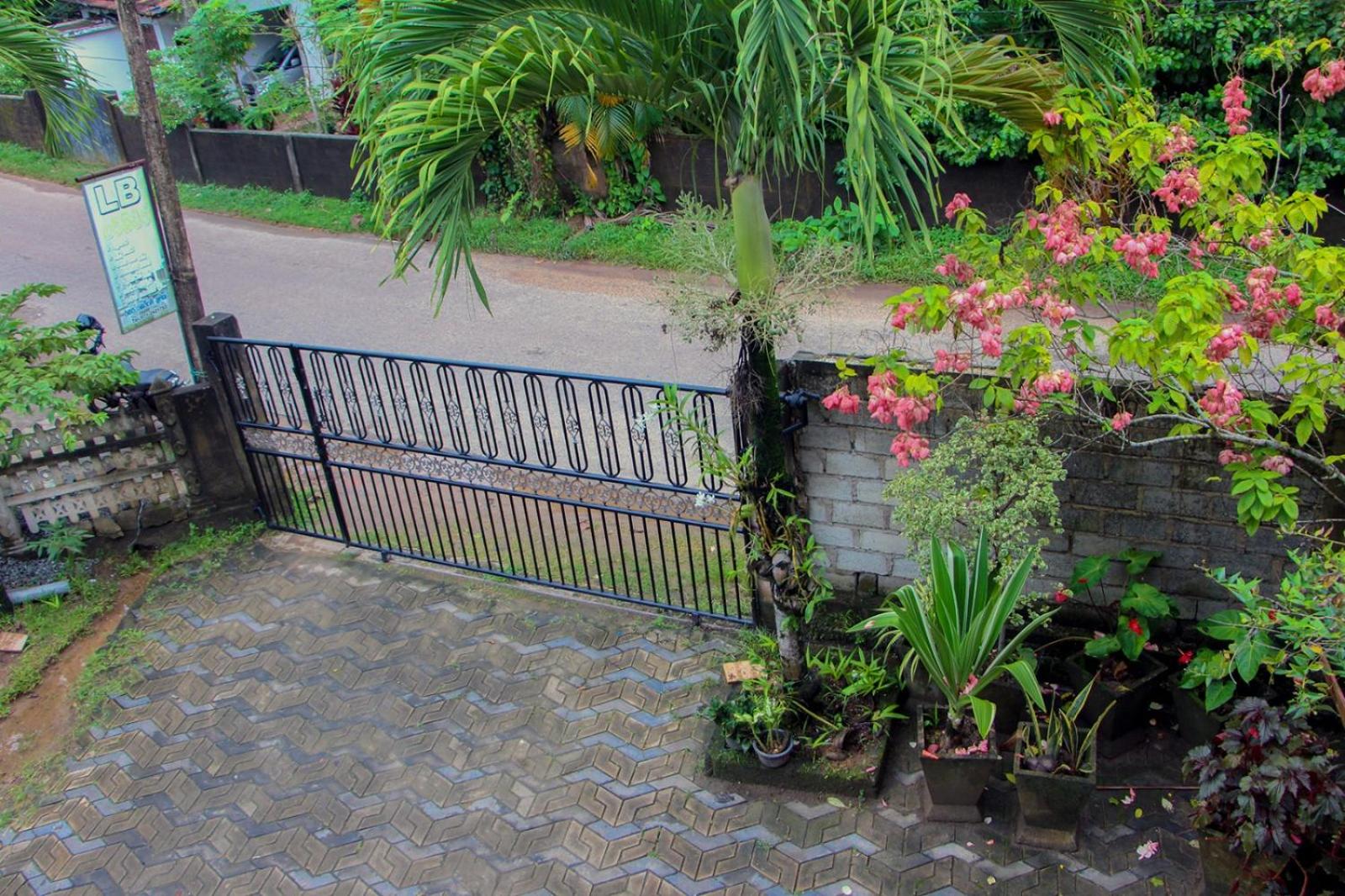 Deluxe Single Room with Balcony photo 3