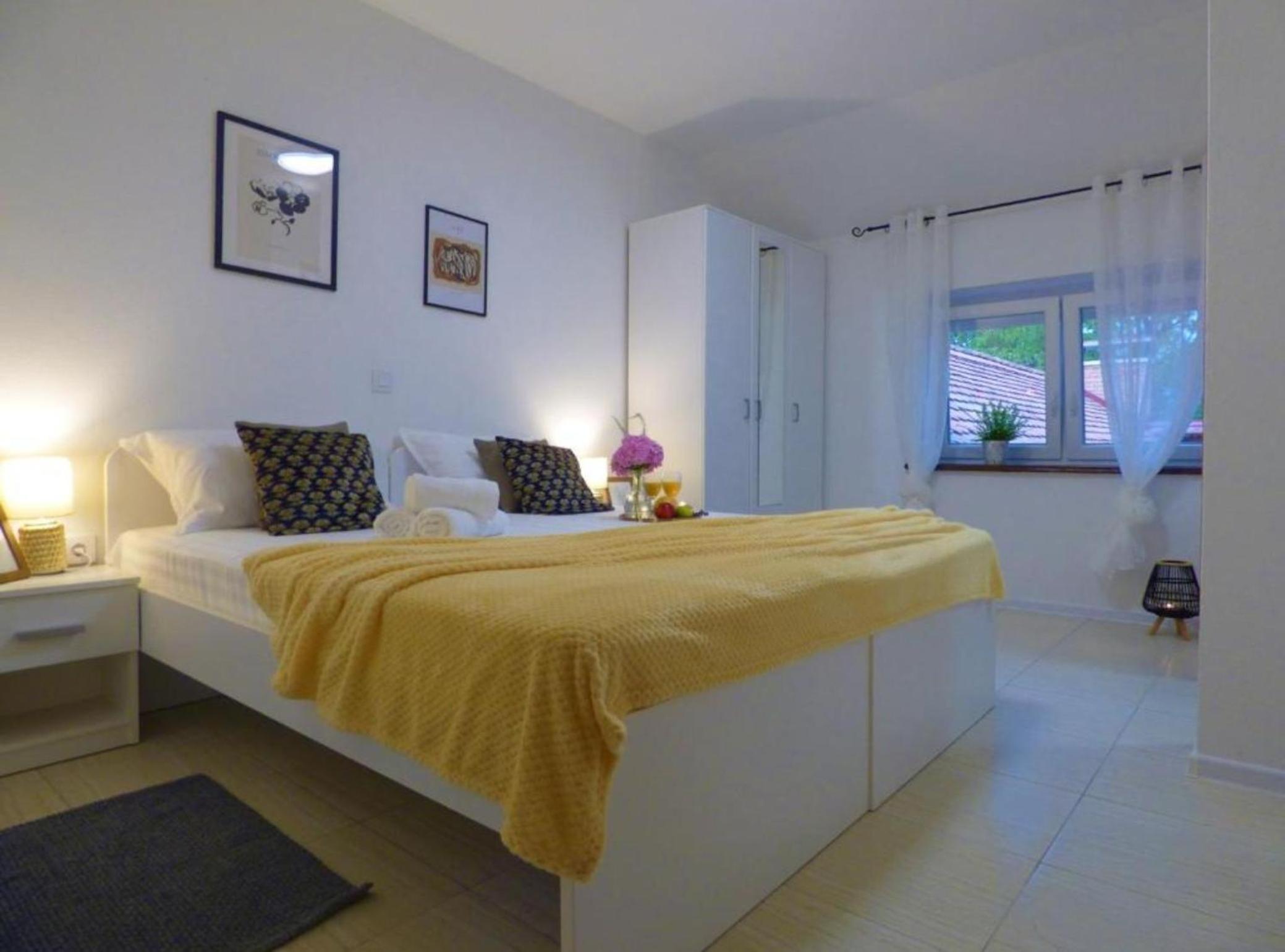 Four Bedroom photo 1