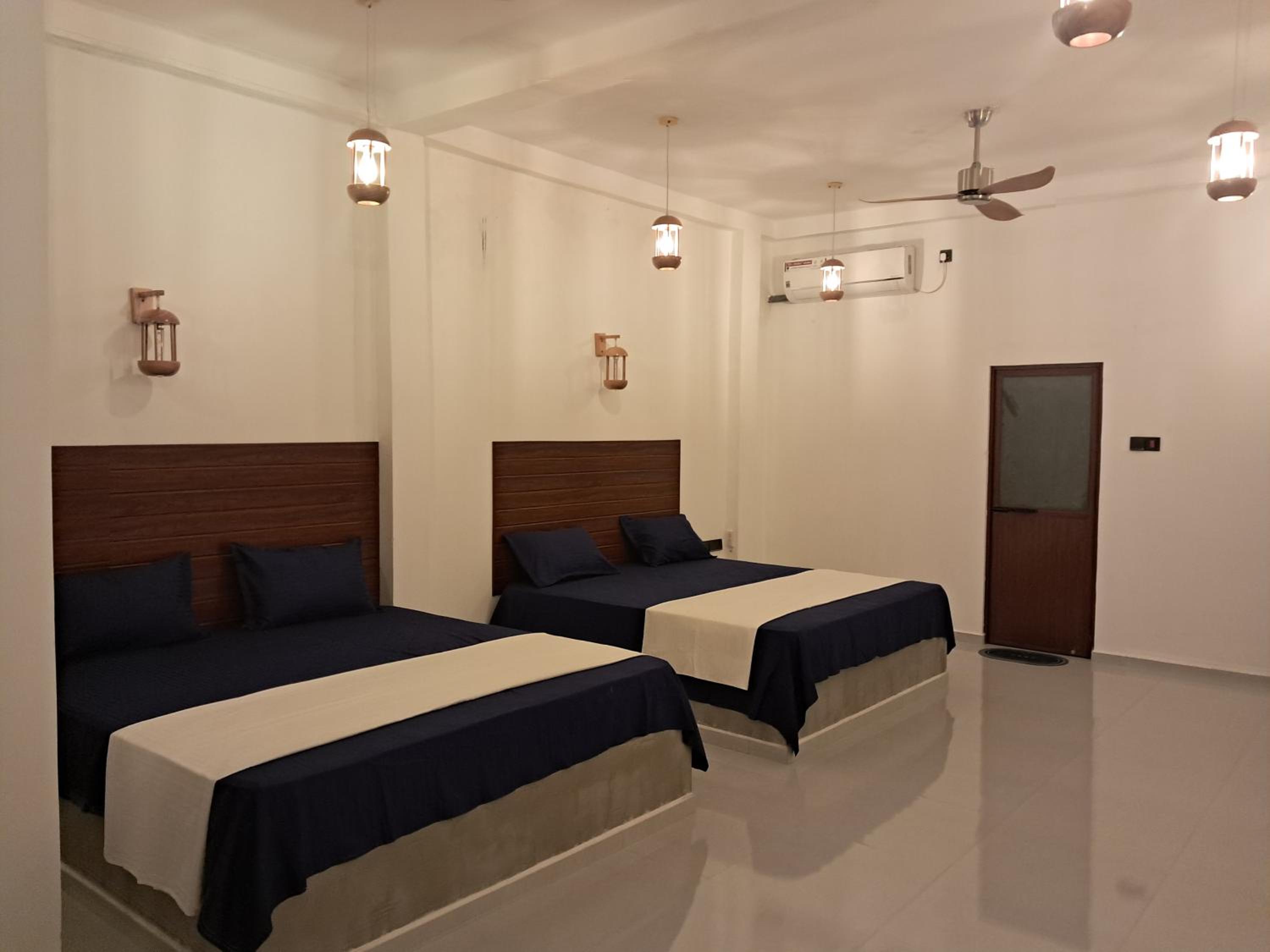 Triple Room with Private Bathroom photo 3