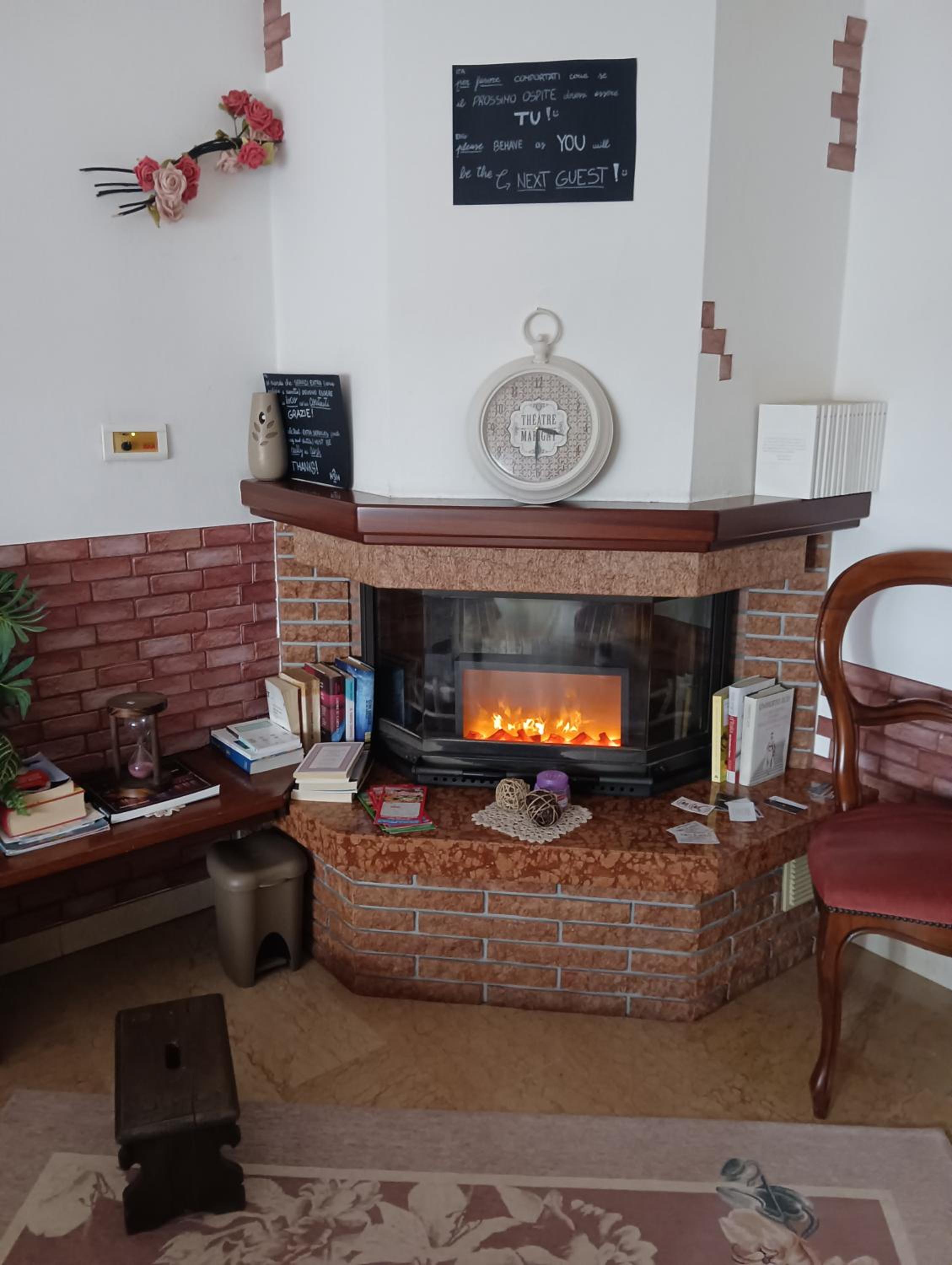 Standard Family Room photo 2