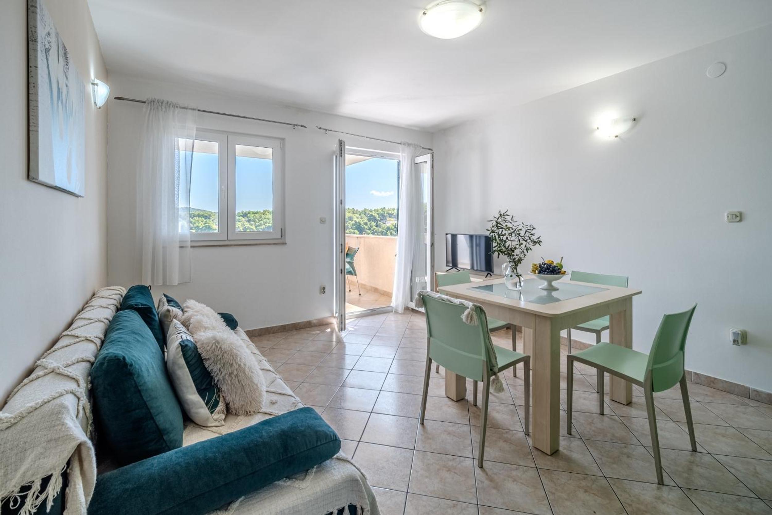 Apartment with Sea View