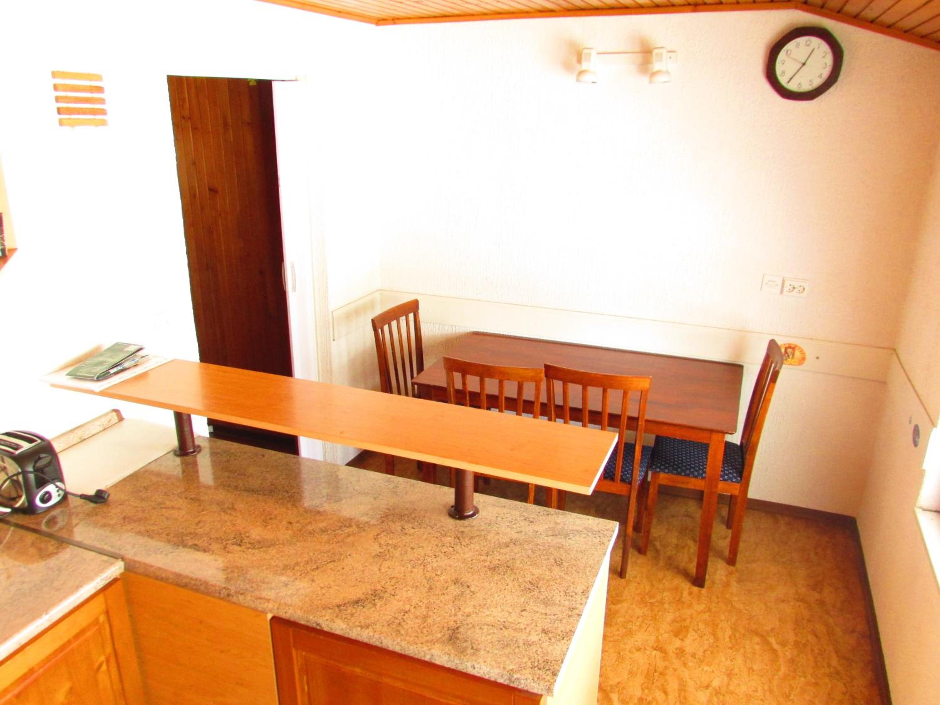 One-Bedroom Apartment - Photo 9