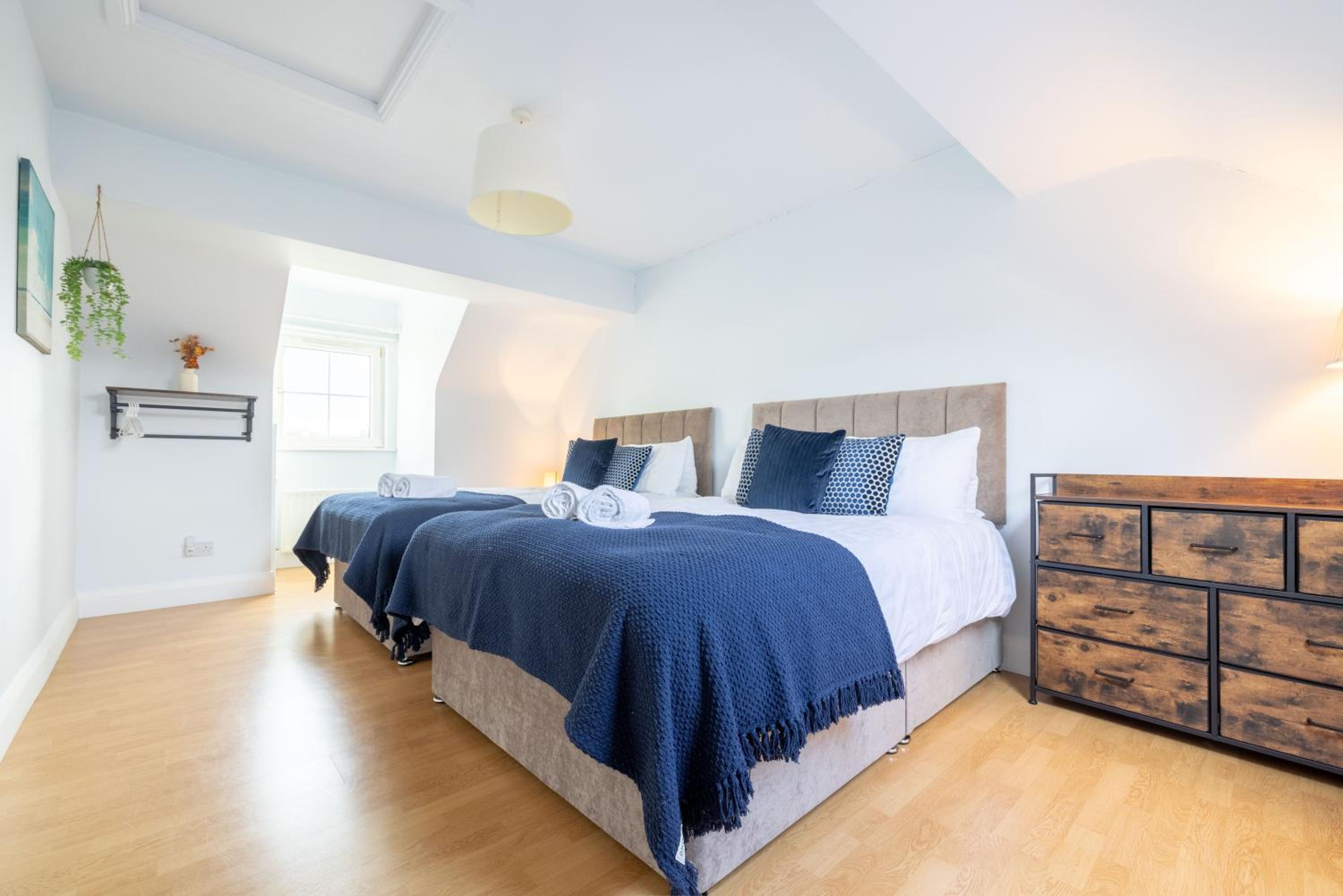 Three-Bedroom House photo 2