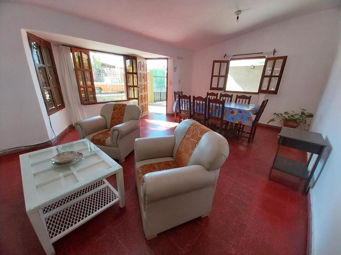 Three-Bedroom House photo 1