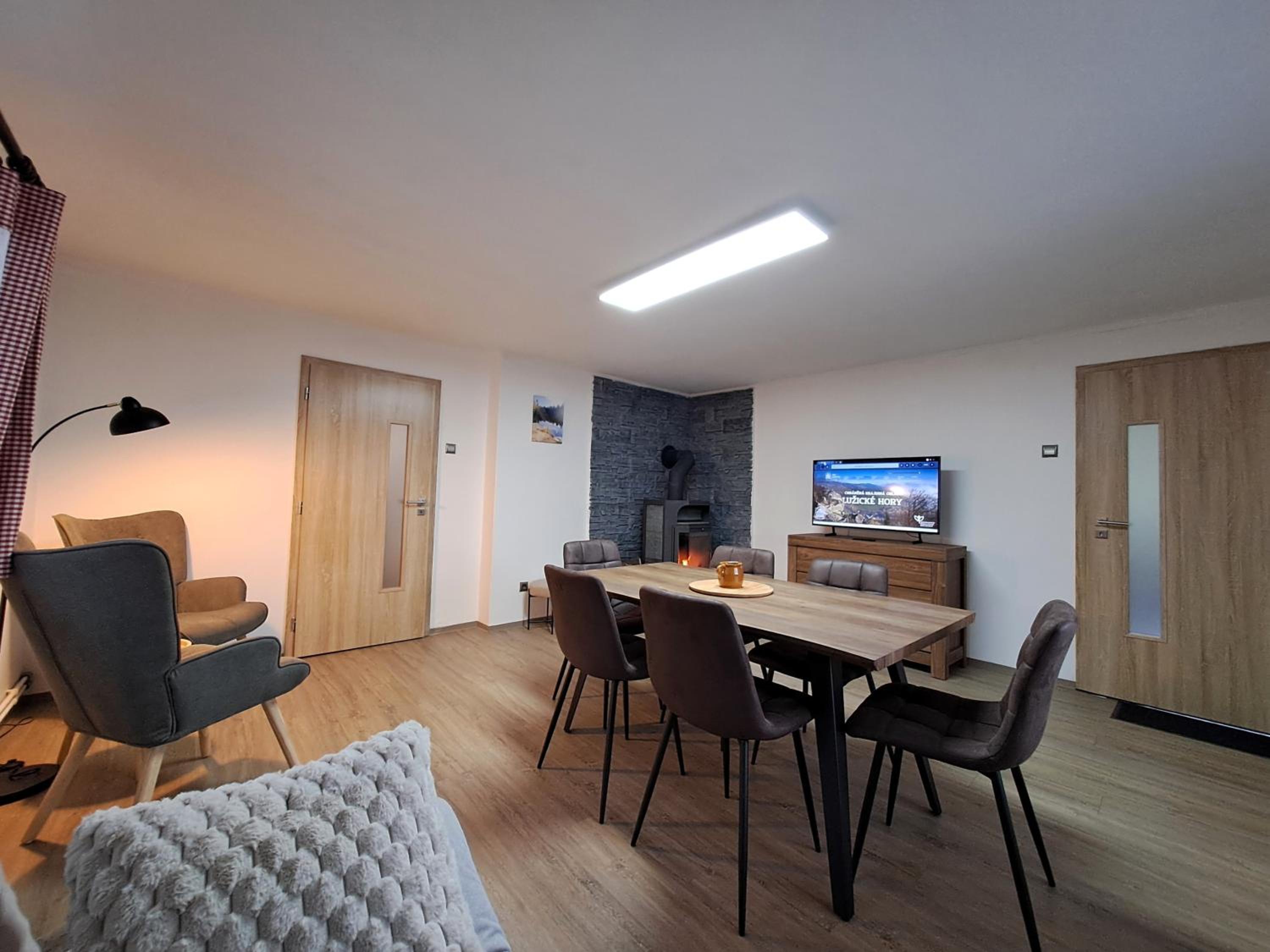 Two-Bedroom House photo 2
