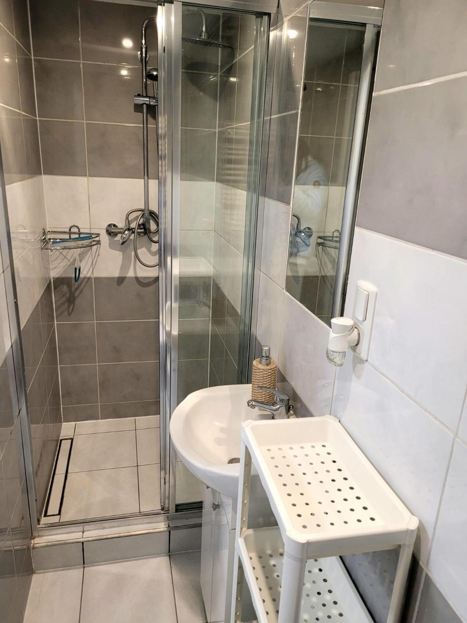 Triple Room with Private Bathroom photo 2