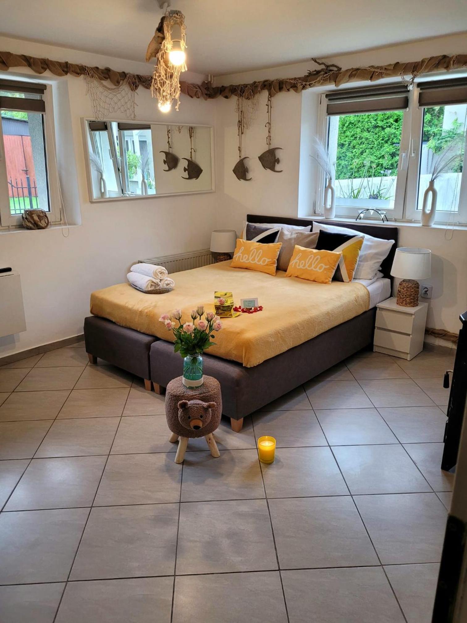 Triple Room with Private Bathroom photo 1
