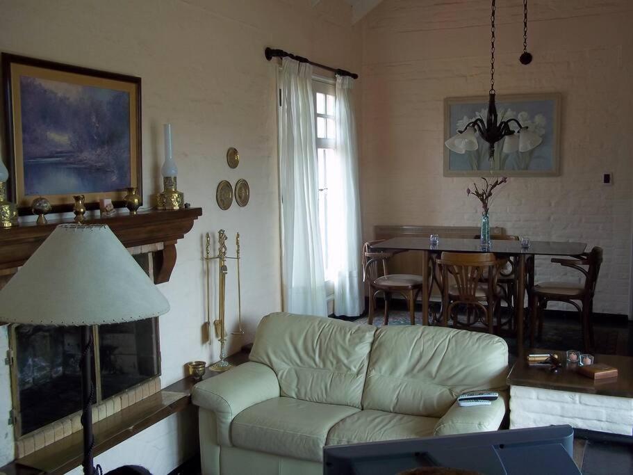 One-Bedroom House photo 1