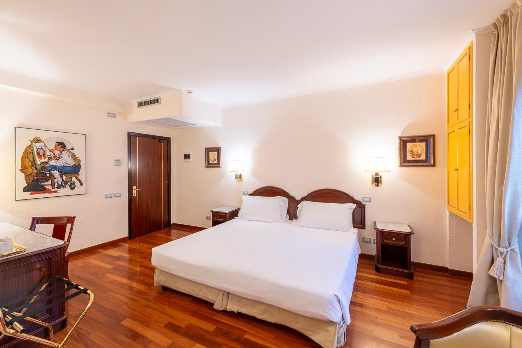 Junior Suite - Photo 1