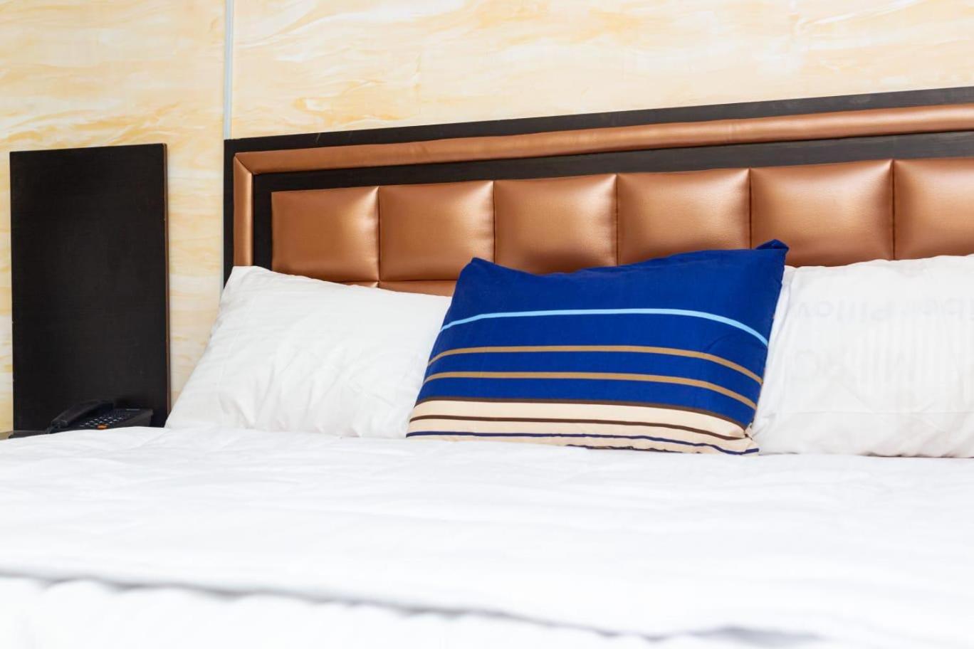 Deluxe Double Or Twin Room photo 1