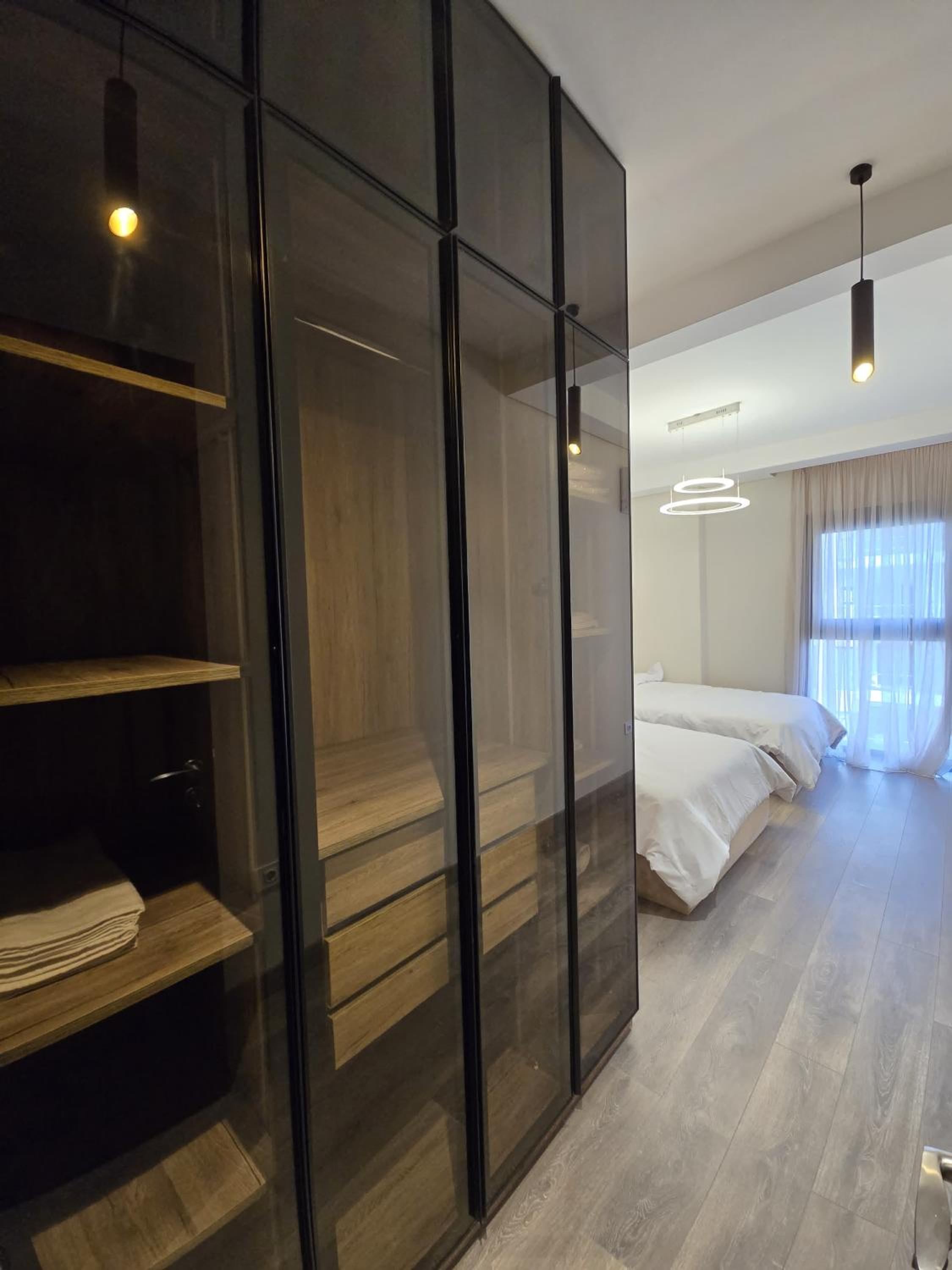 Three-Bedroom Apartment with Balcony photo 3
