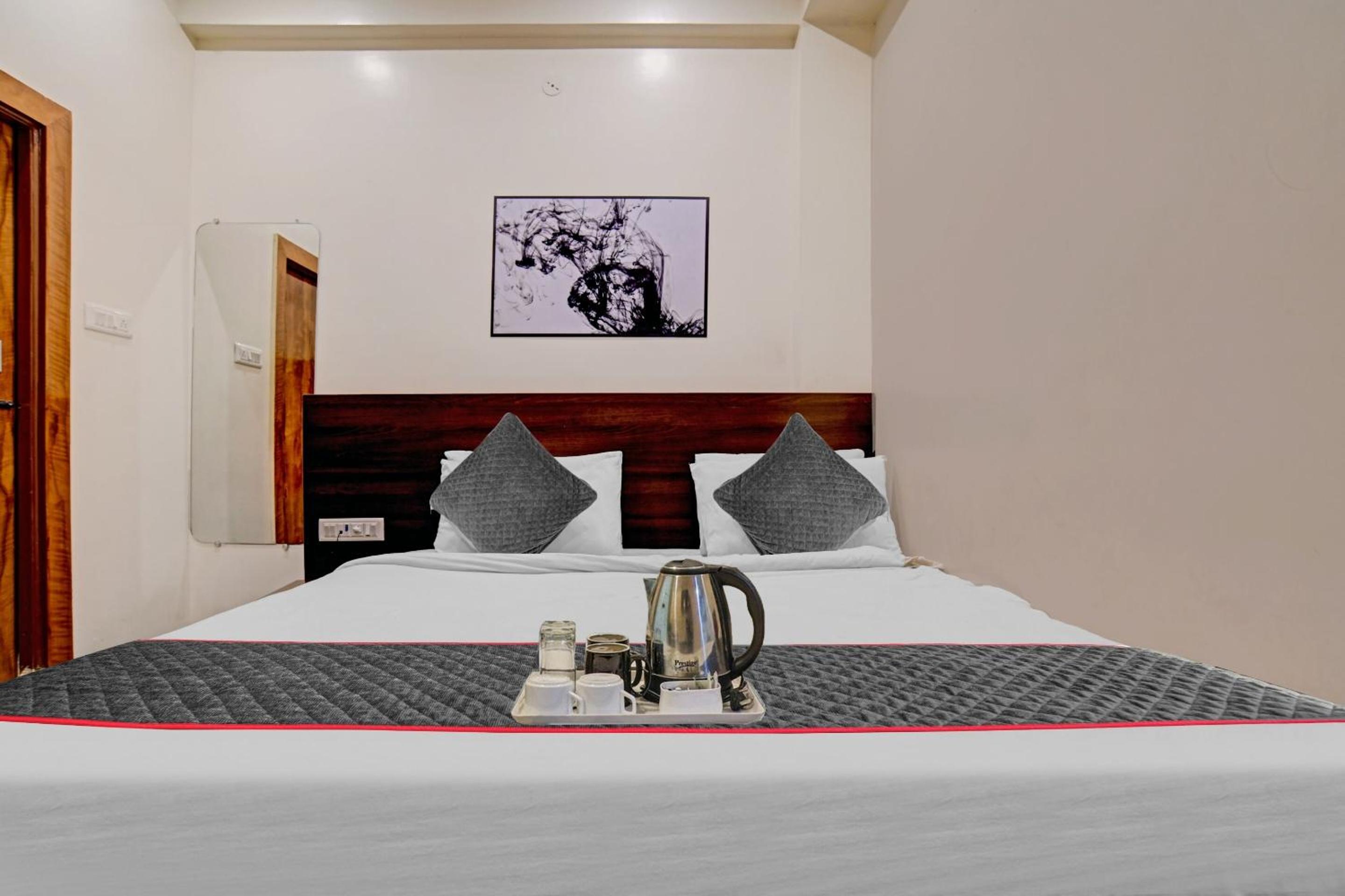 Classic Triple Room - Photo 3