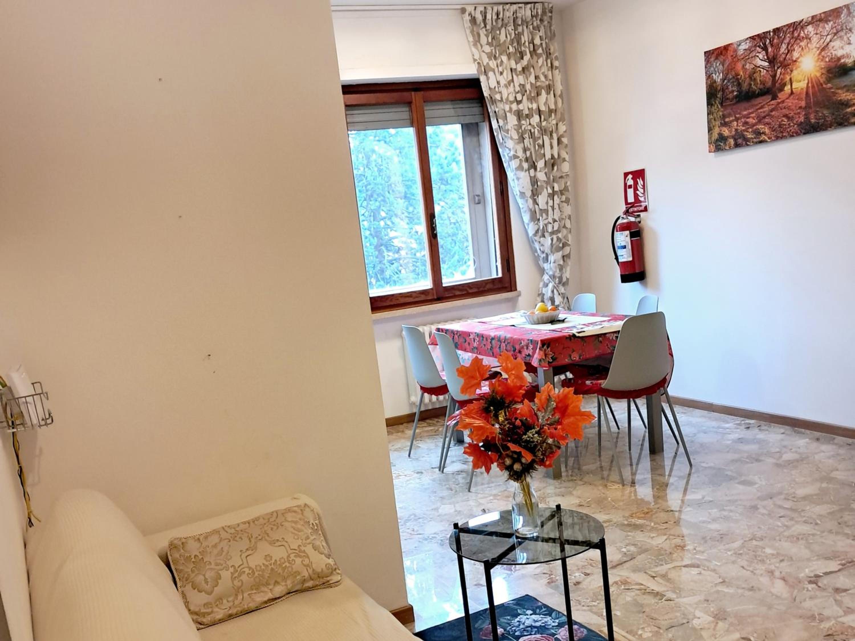 Two-Bedroom Apartment - Photo 16