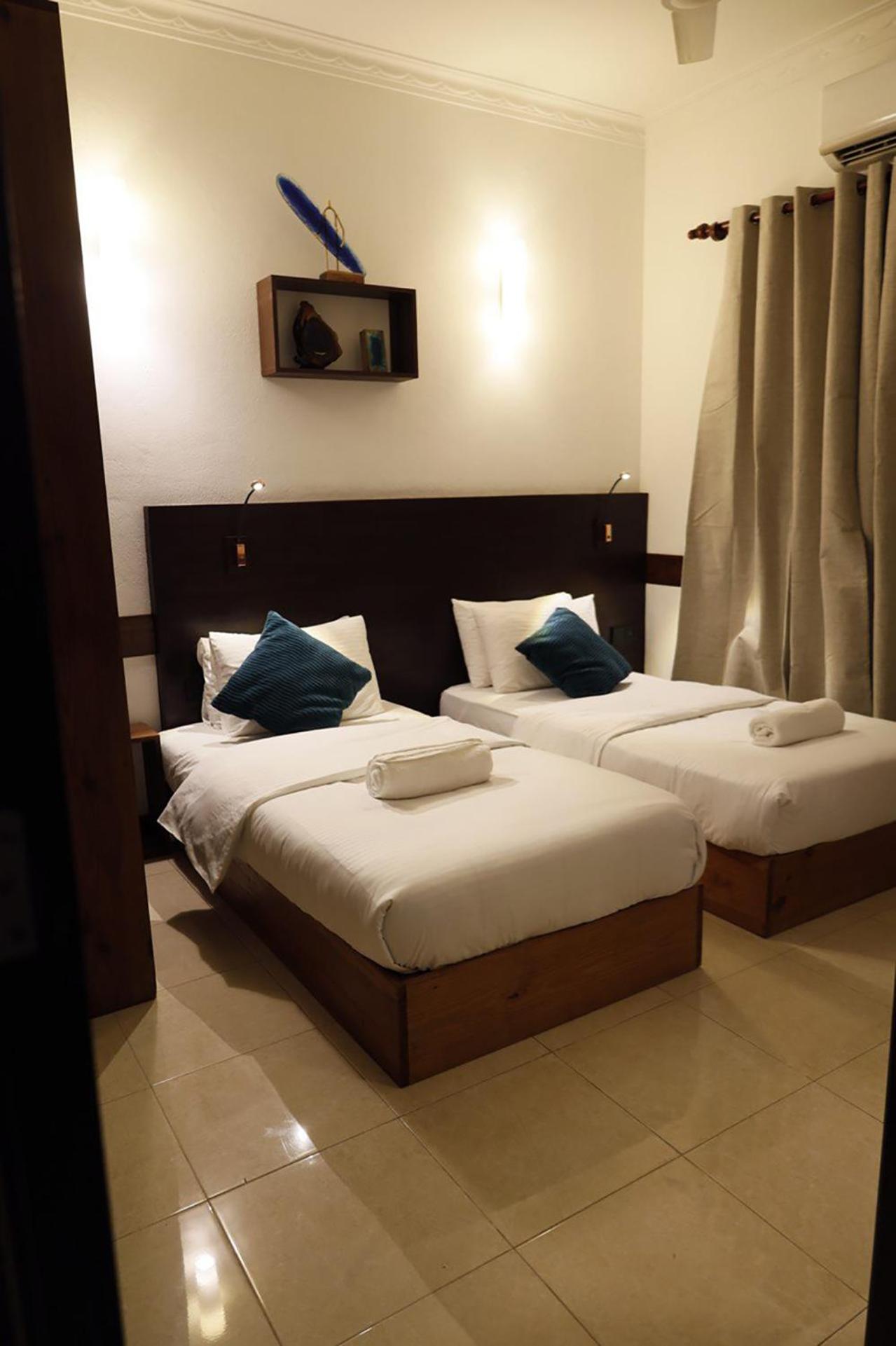 Triple Room with Private Bathroom