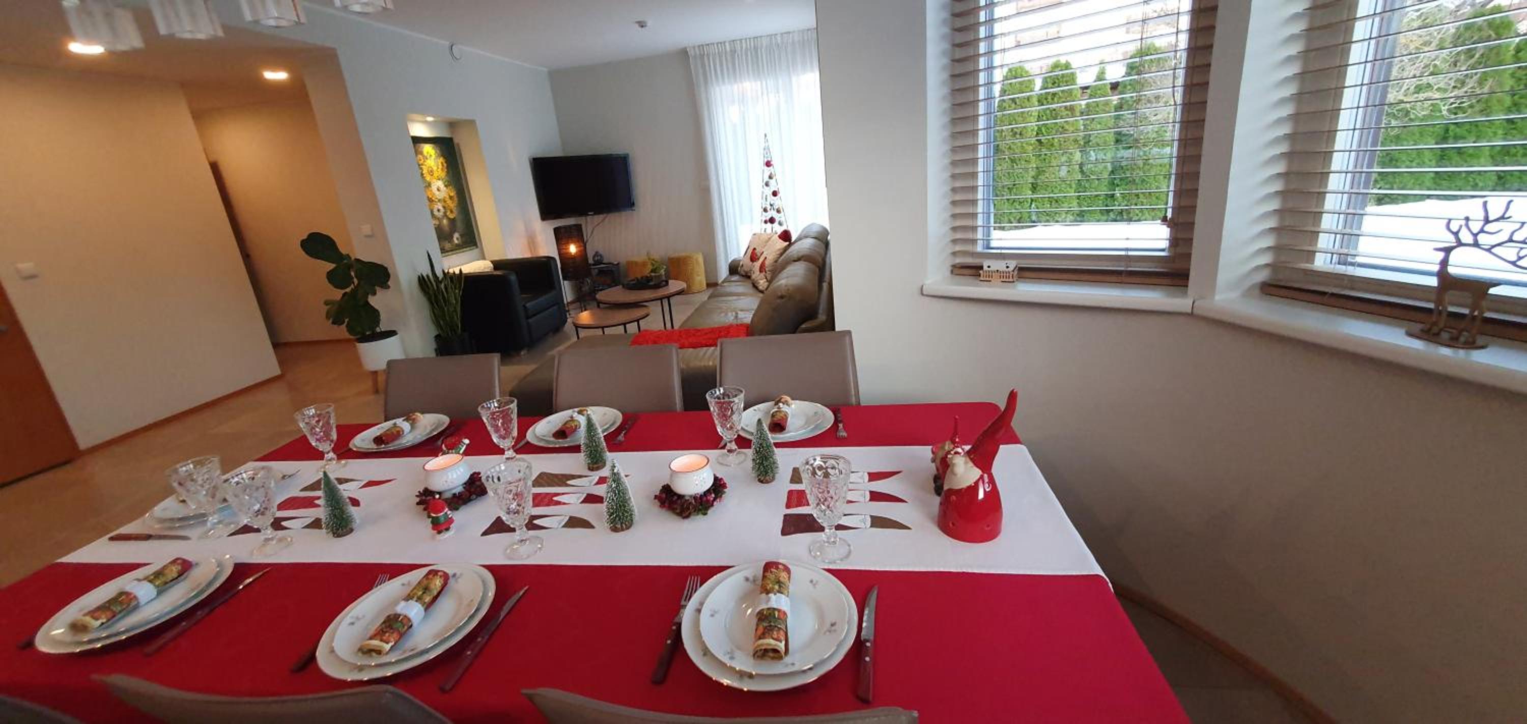Four-Bedroom House - Photo 40