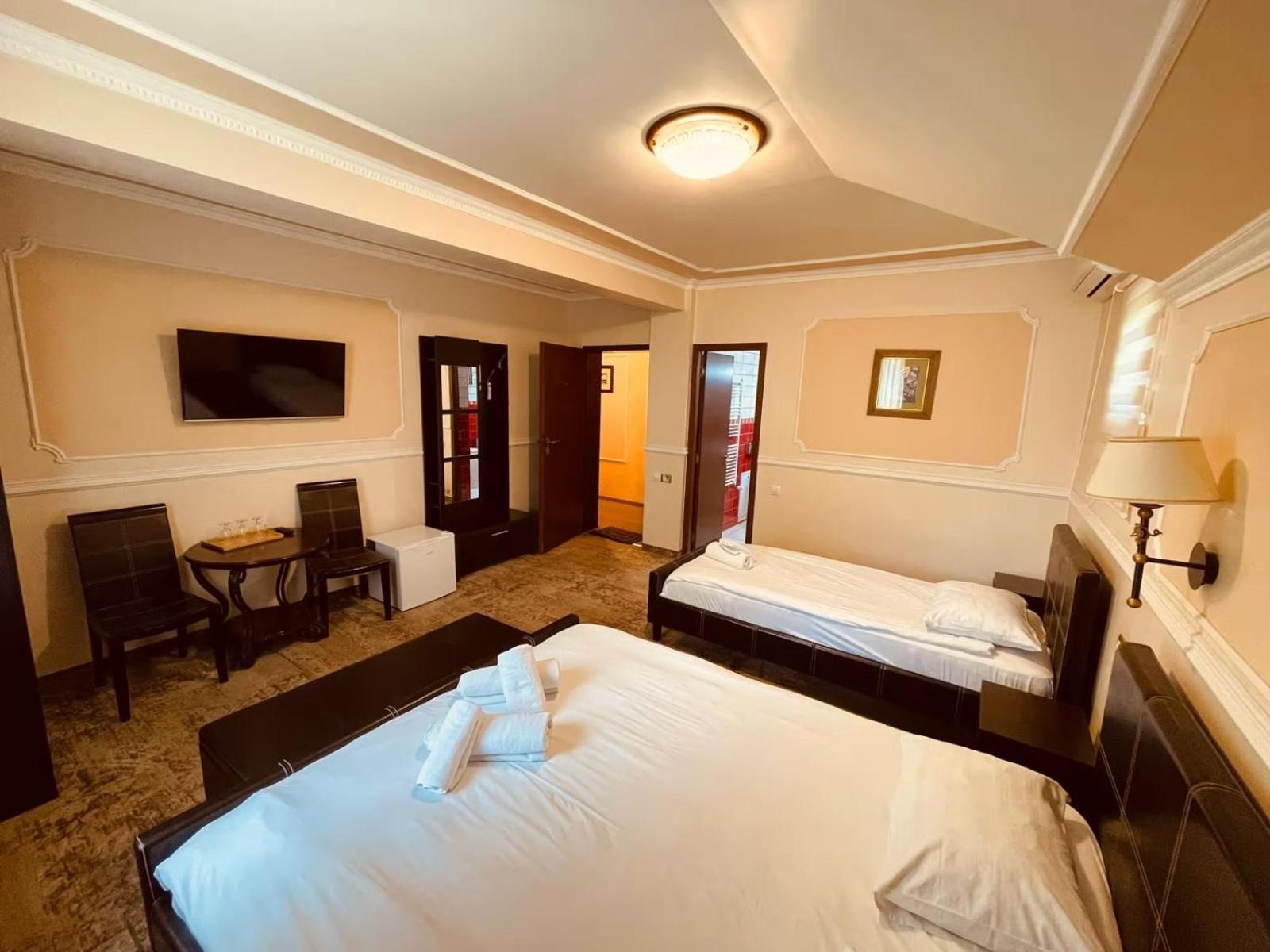 Triple Room with Bathroom photo 1