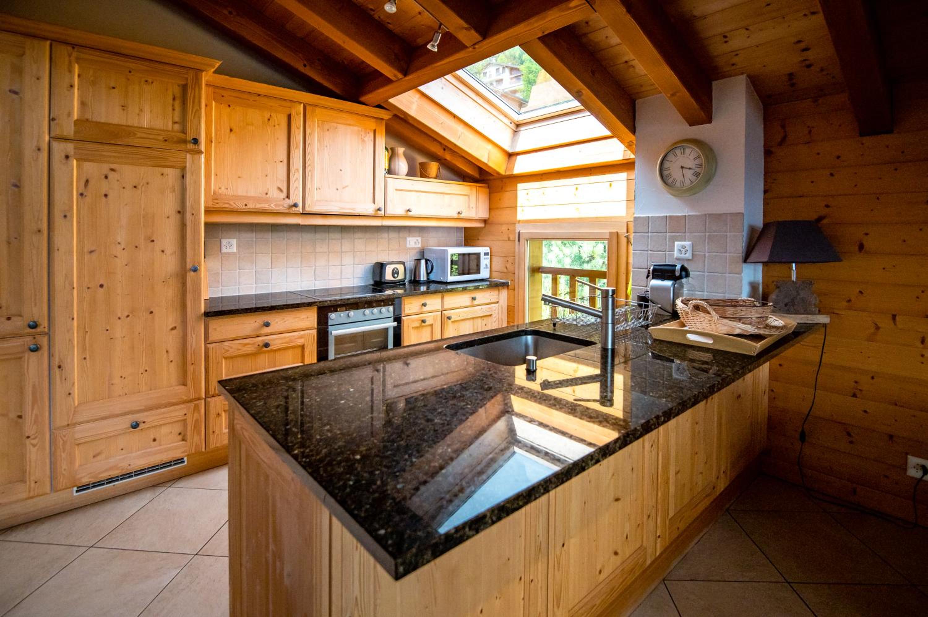 Three-Bedroom Chalet photo 1