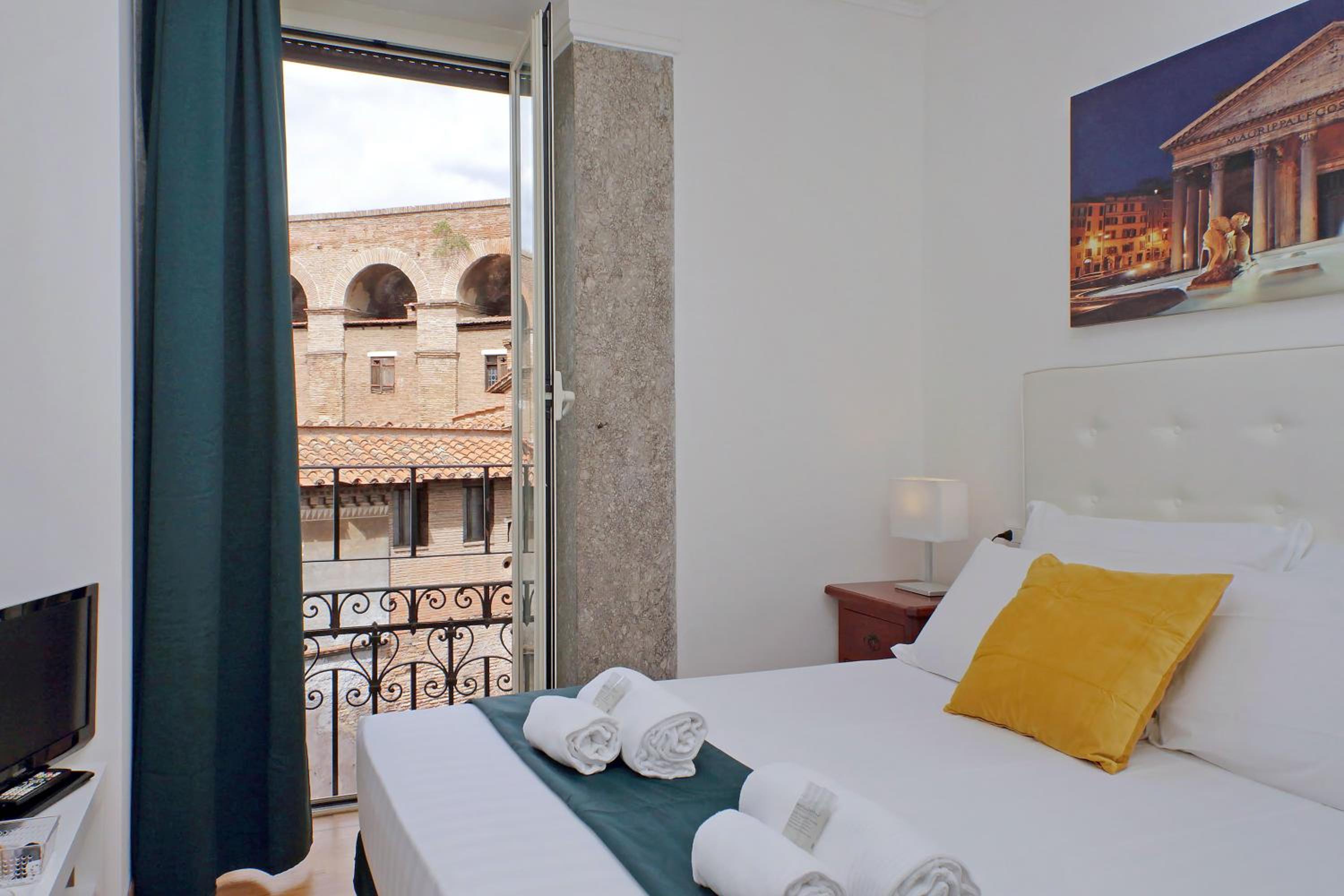 Economy Double Room photo 3