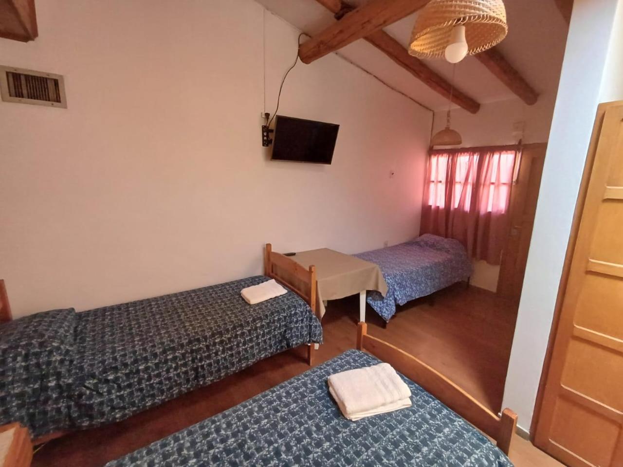 Quadruple Room with Private Bathroom photo 3