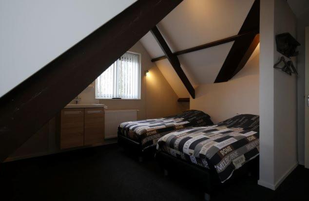 Four-Bedroom Apartment With Lake View