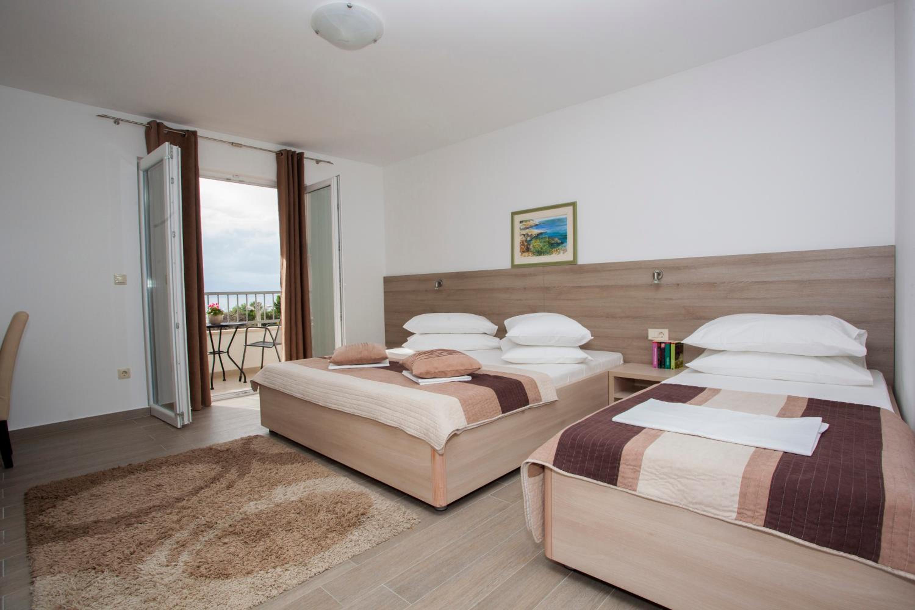 One-Bedroom Apartment - Sea Side photo 1