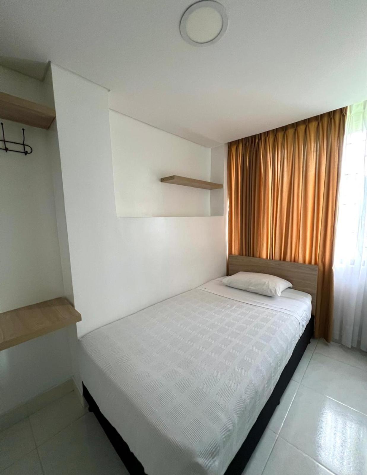 Single Room with Private Bathroom