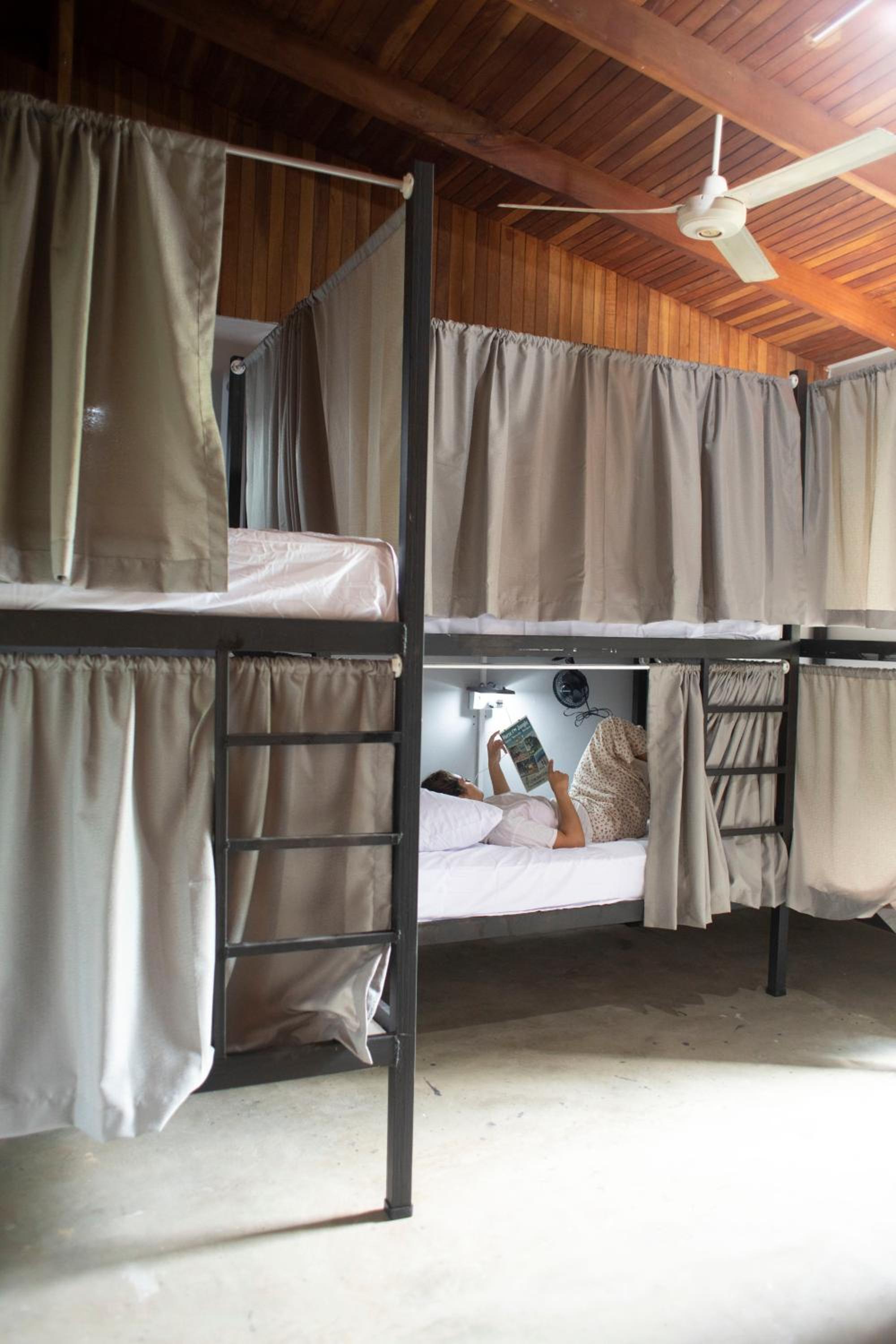 Bed in 8-Bed Dormitory Room photo 1