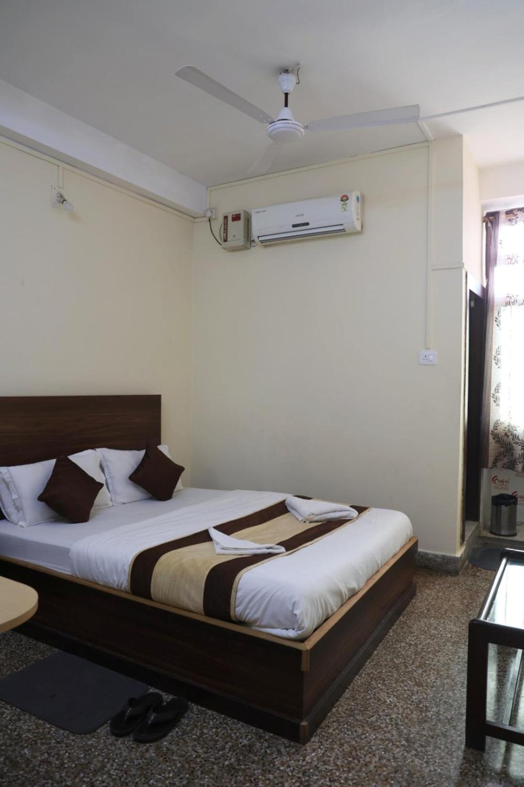 Deluxe Double Room photo 2