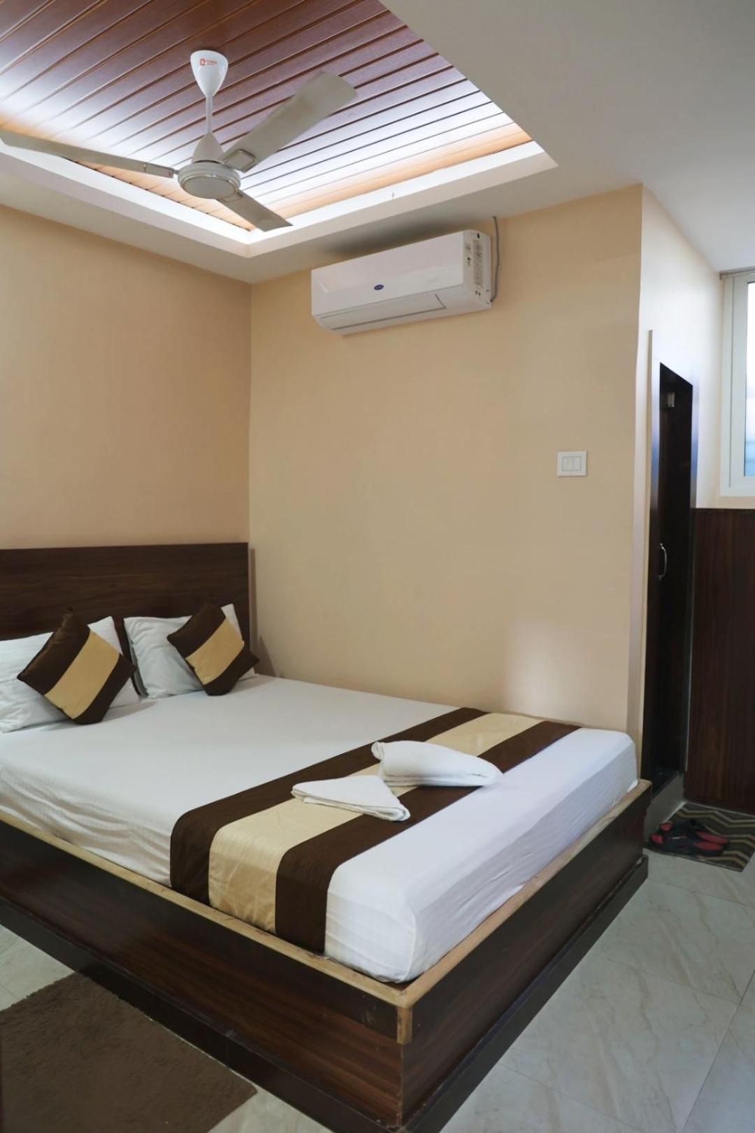 Deluxe Double Room photo 2