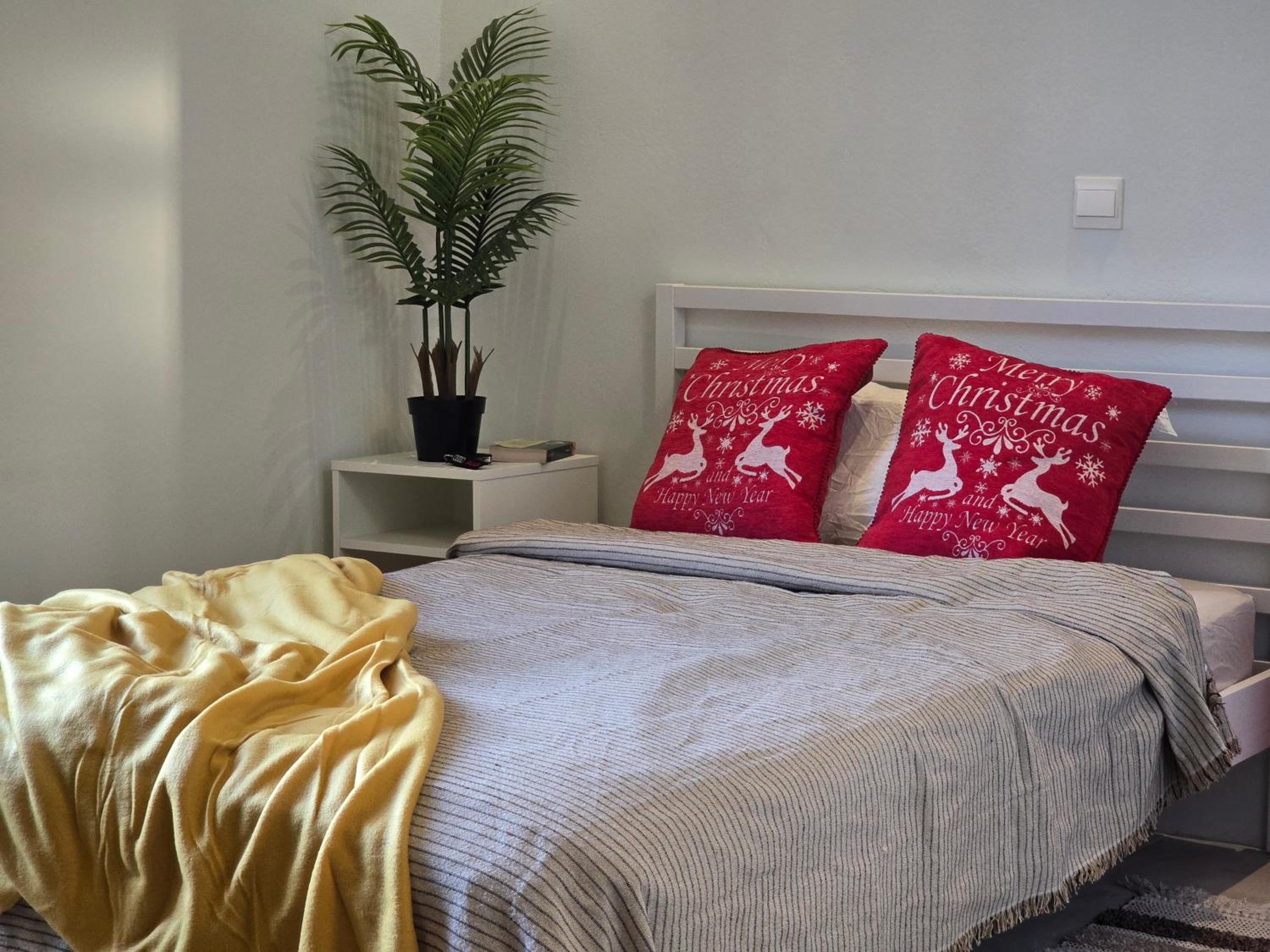 Small Single Room