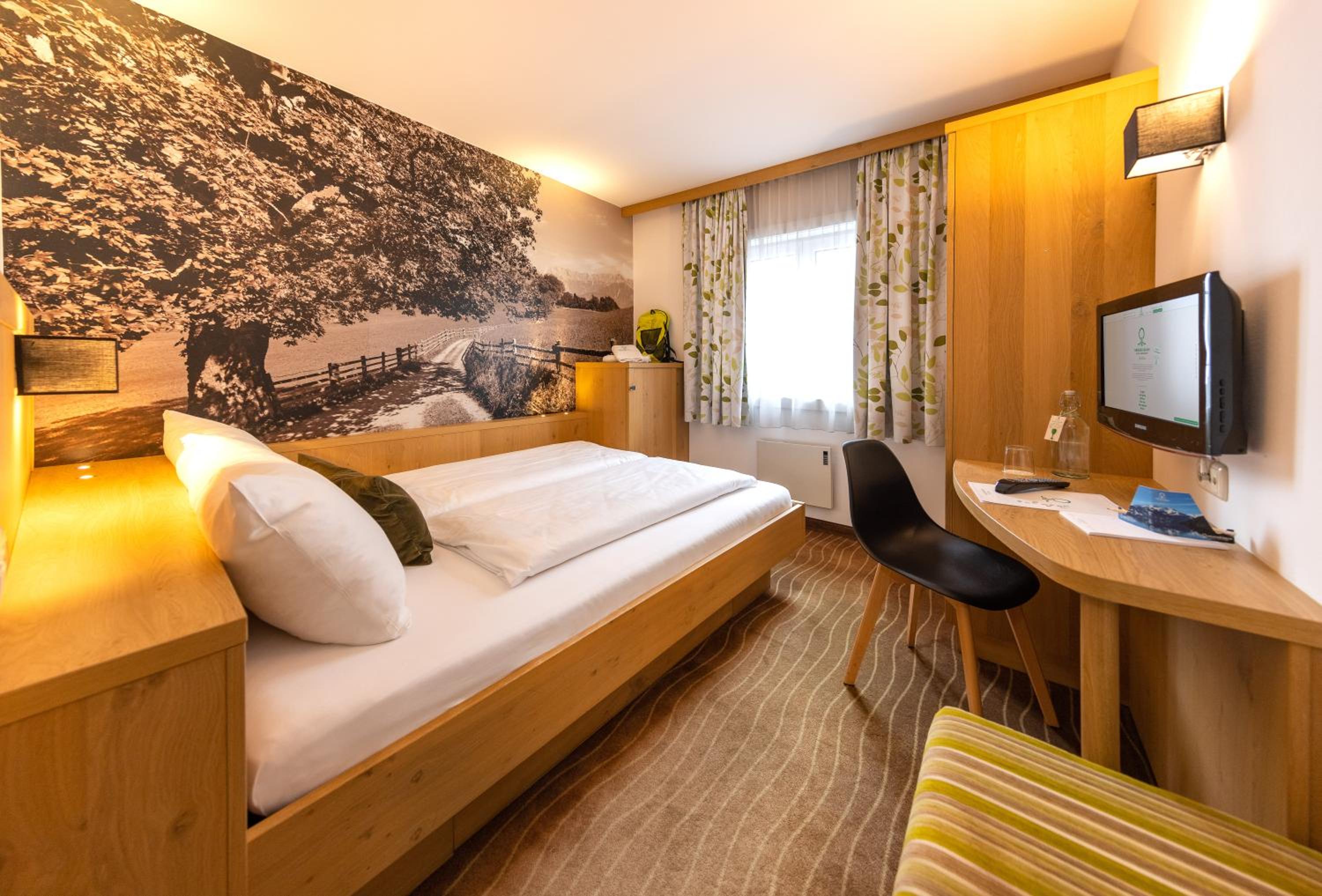 Economy Double Room