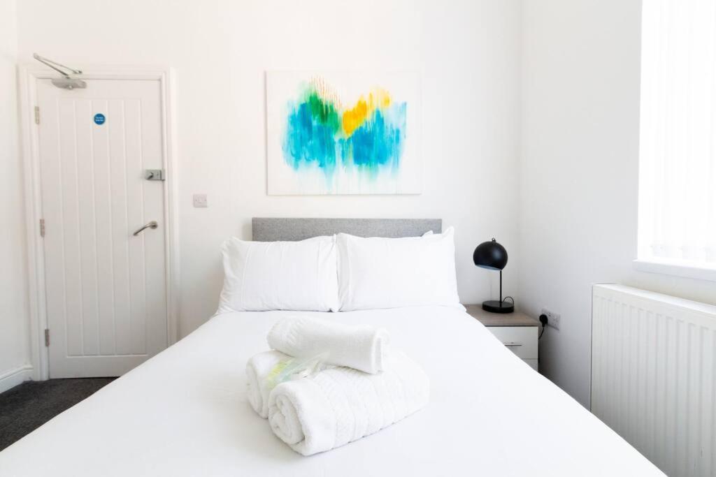 Double Room With Shared Bathroom