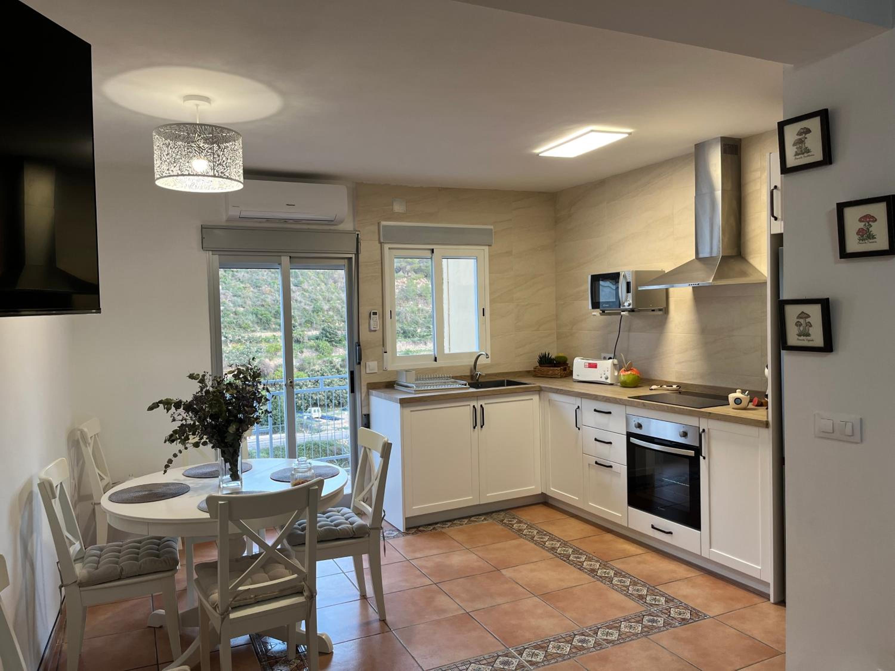Three-Bedroom House photo 2