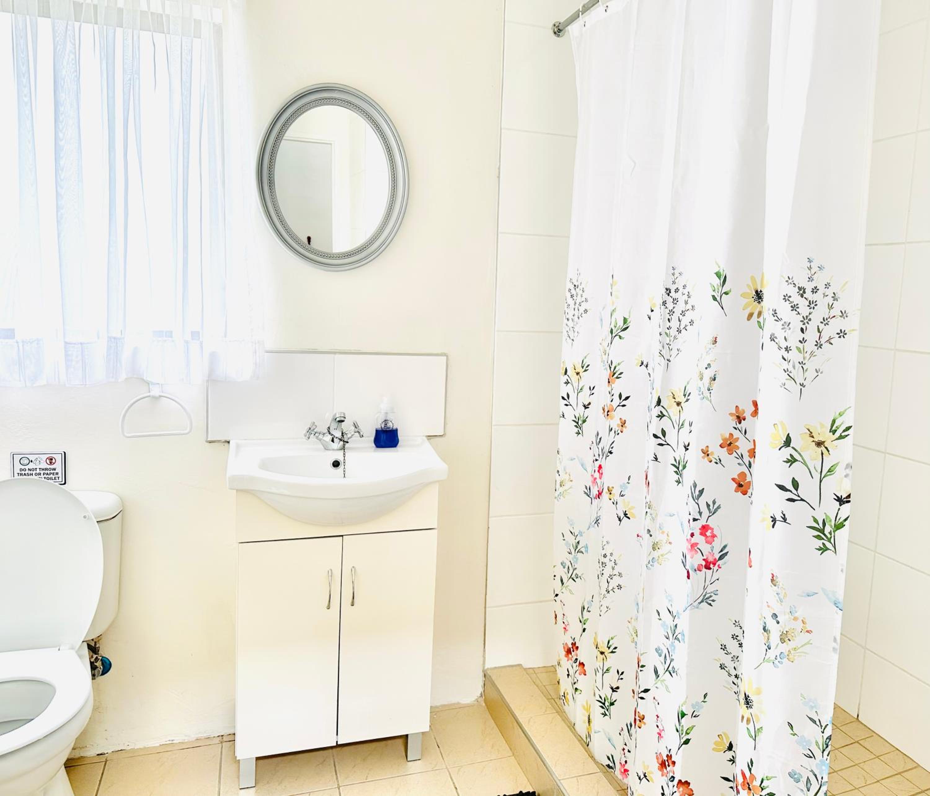 Double Room with Private Bathroom photo 2