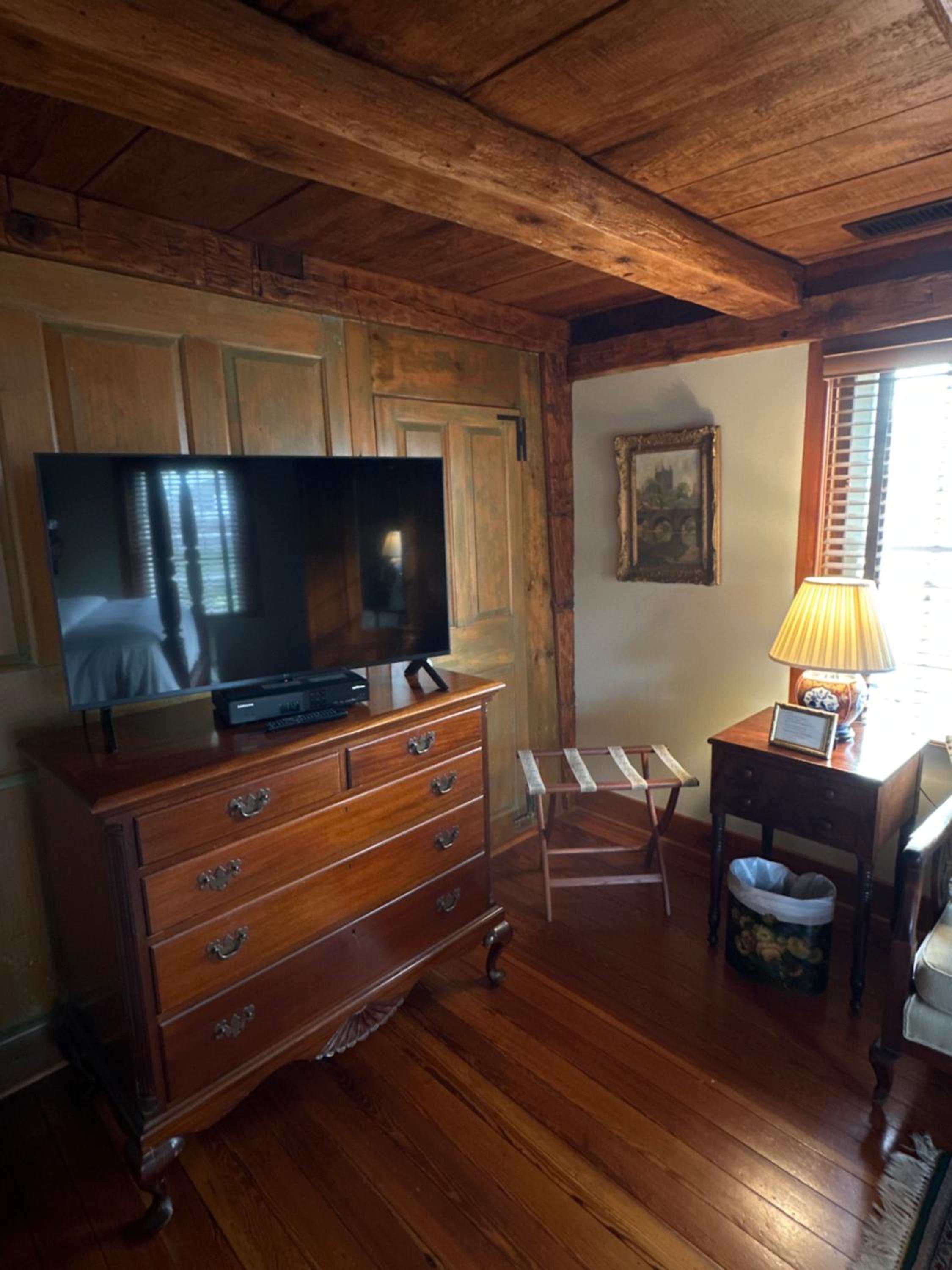 Deluxe Queen Room photo 2