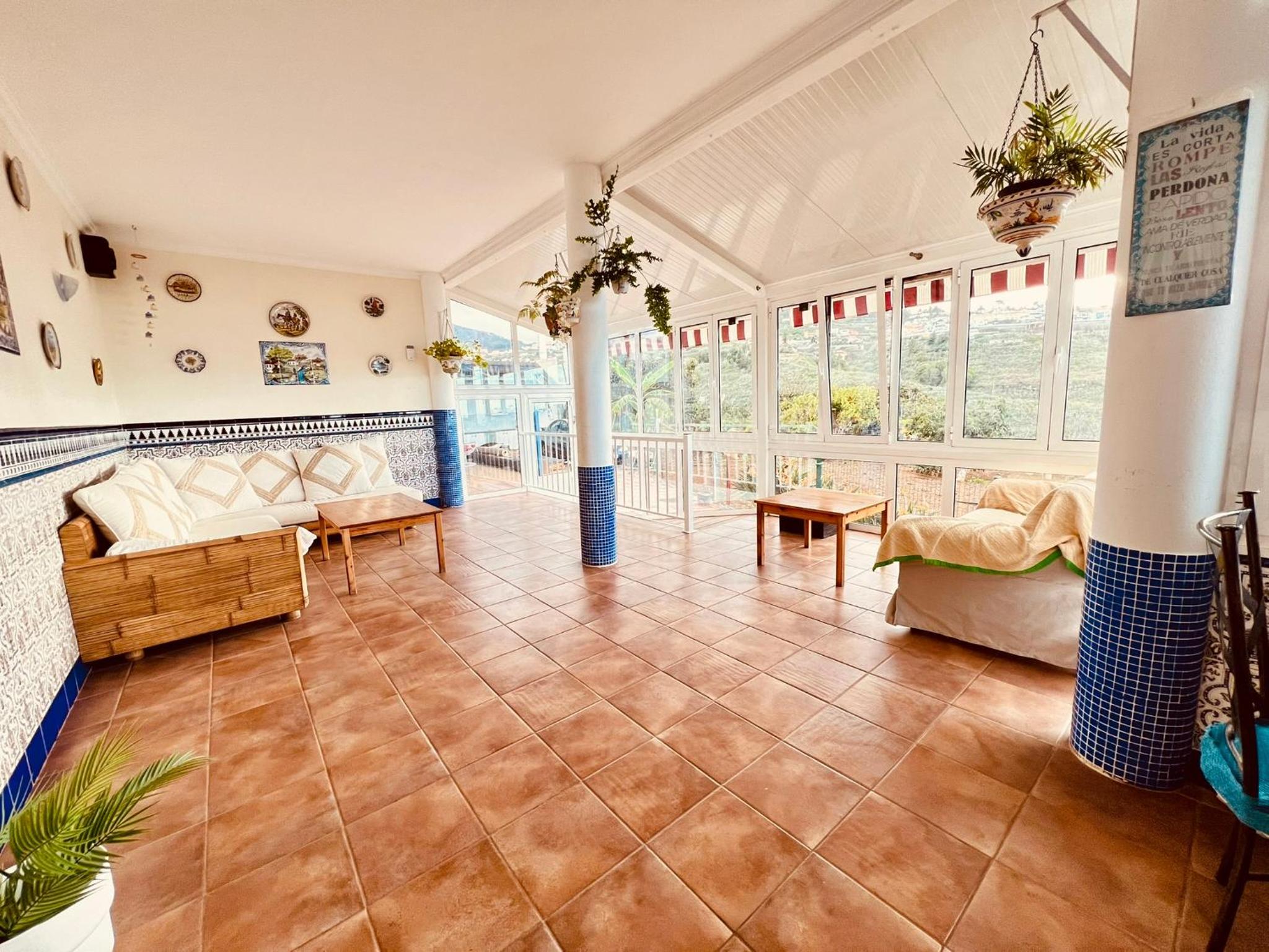 Four-Bedroom House photo 2