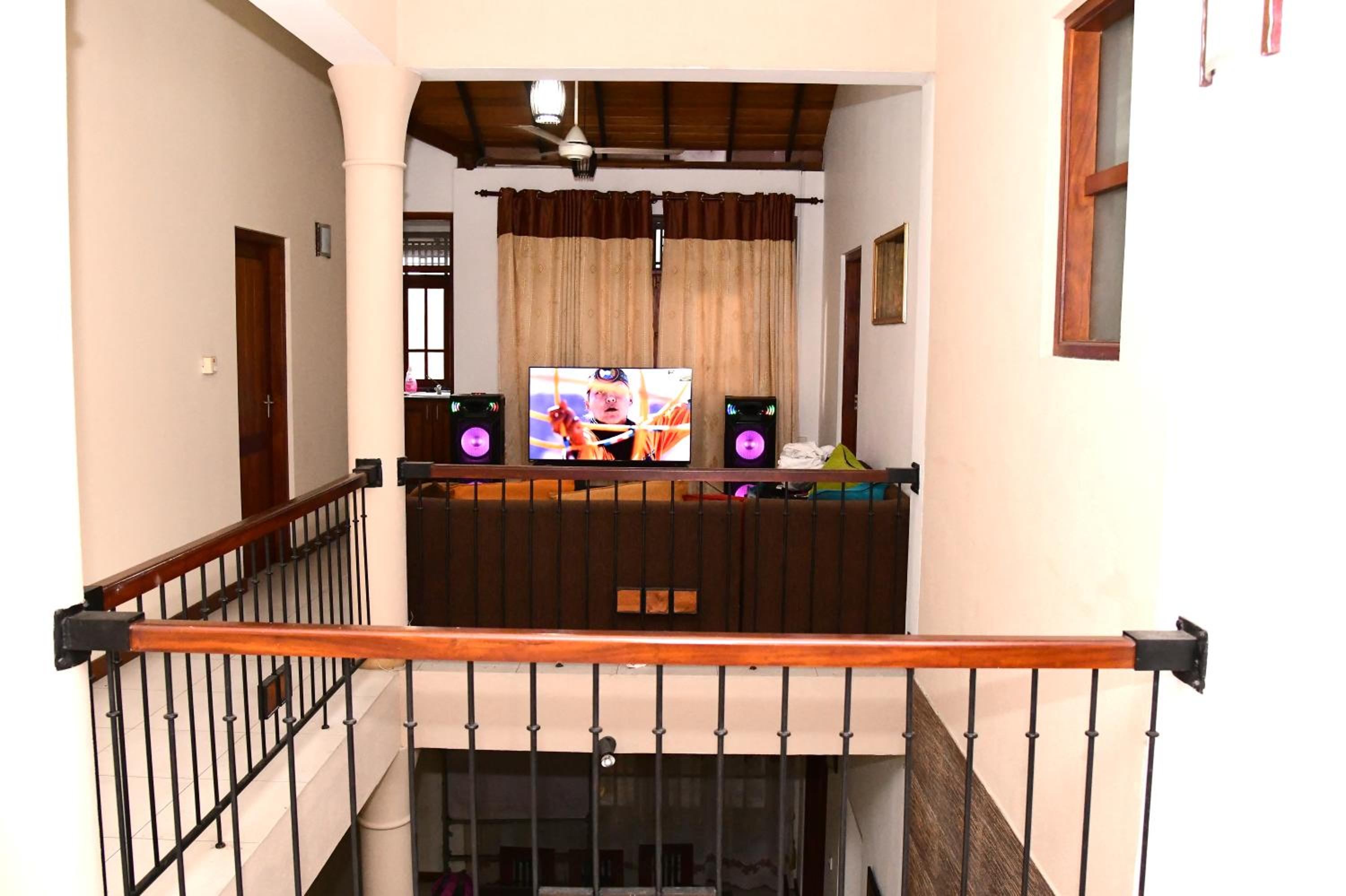 Apartment photo 1