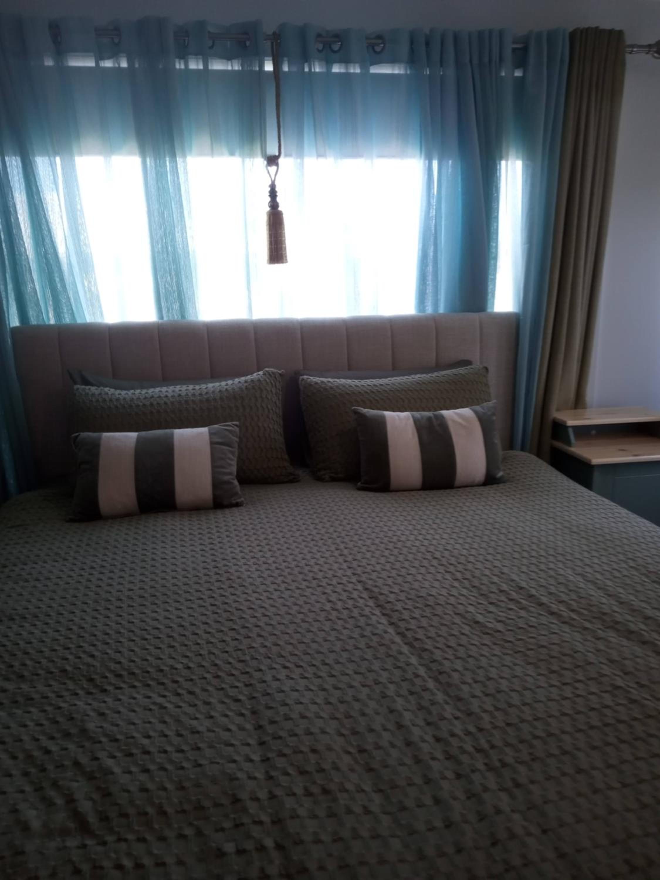 Standard Double Room with Shared Bathroom photo 2